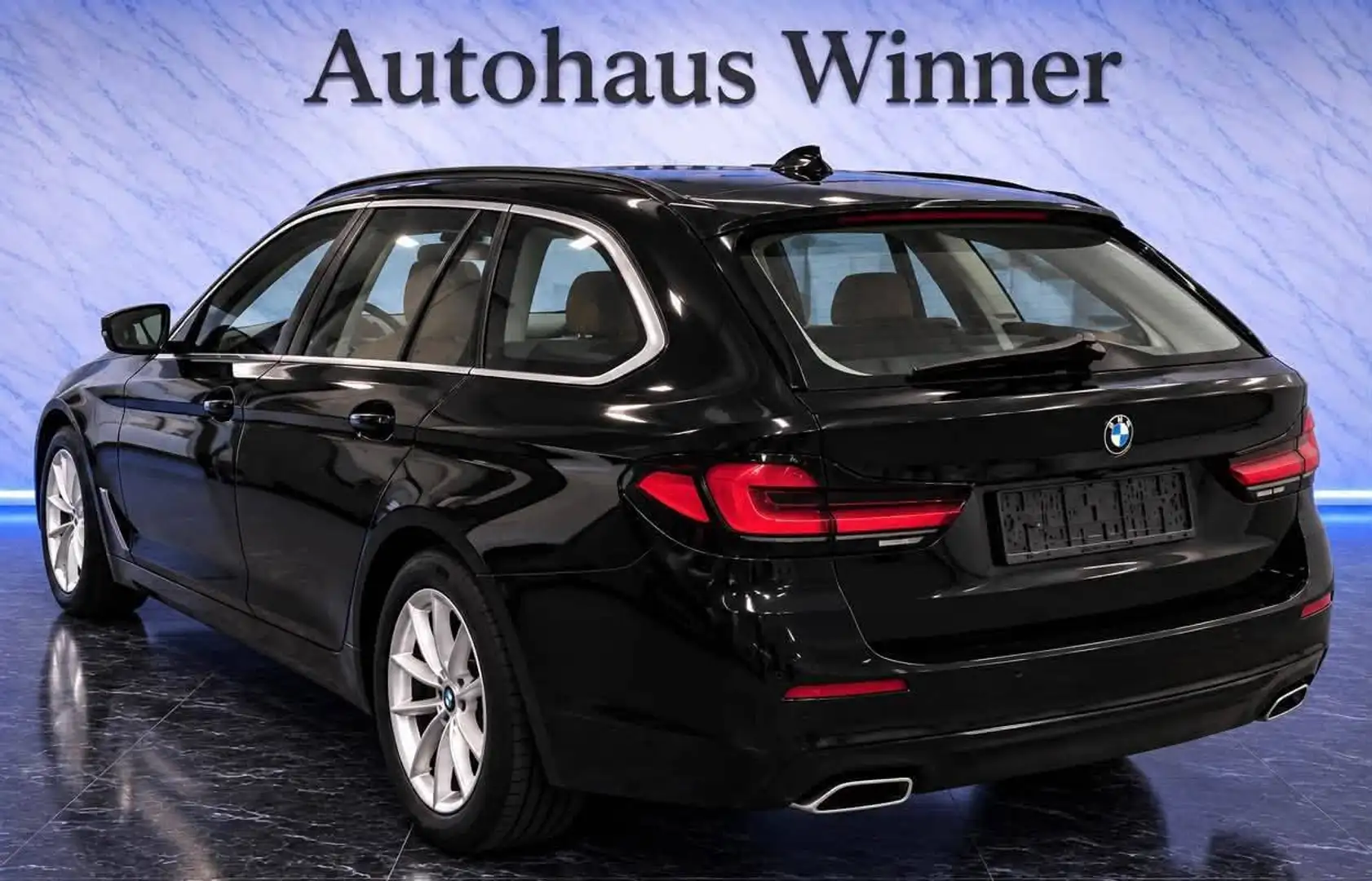BMW 520 520 d Facelift Orange Leder Sport Mild-Hybrid 140 kW (Motor 2,0 Ltr. - 140 kW Diesel) Neues Modell Wenig KM Erstbesitz Schwarz - 2