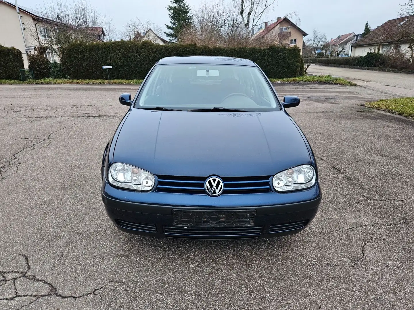 Volkswagen Golf 1.4 Basis Klima Servo ZV el. FH AHK TÜV NEU Blau - 2