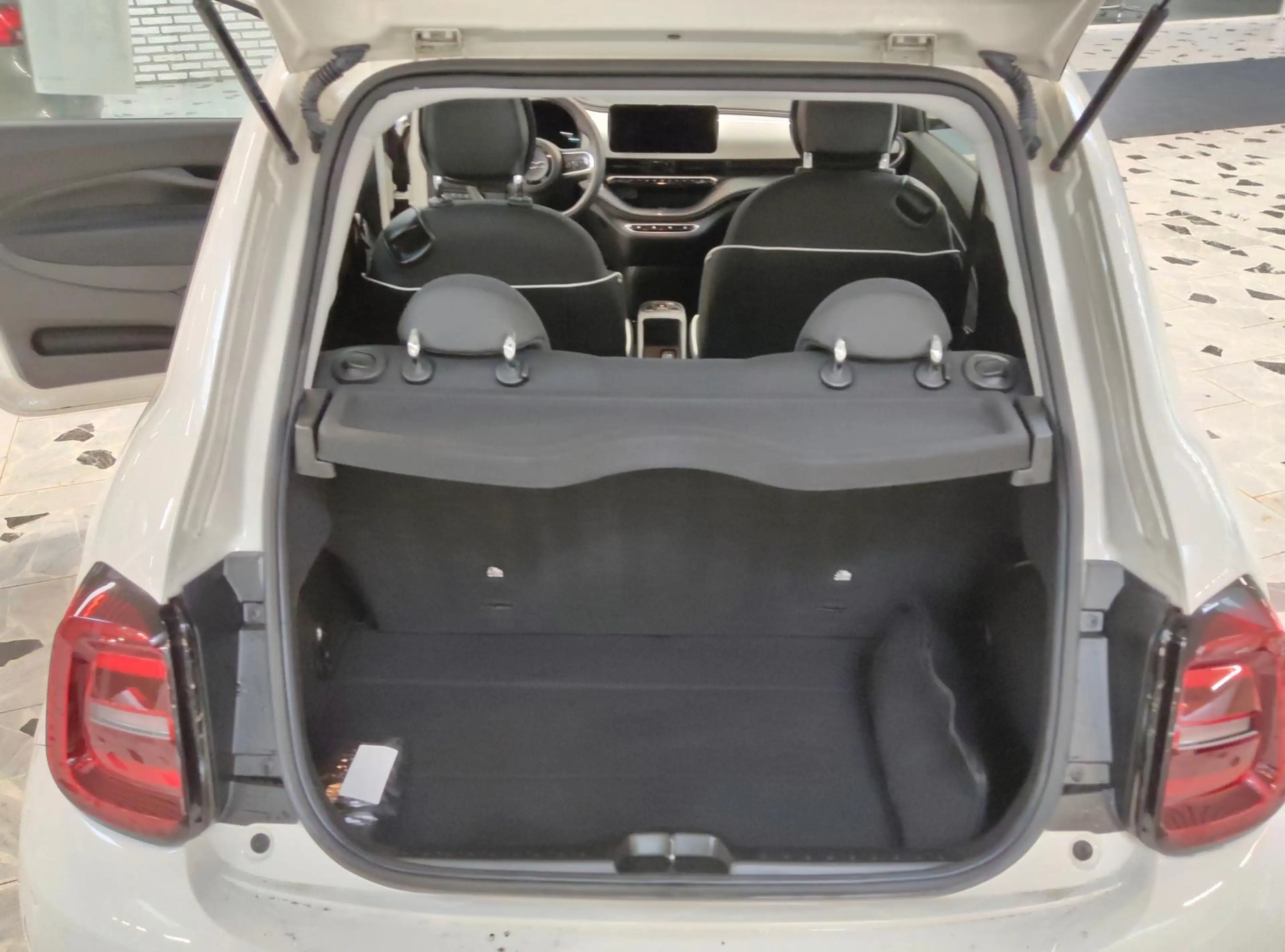 Fiat 500e - 42kWh -Android-Auto - Leichtmetallräder — photo 9