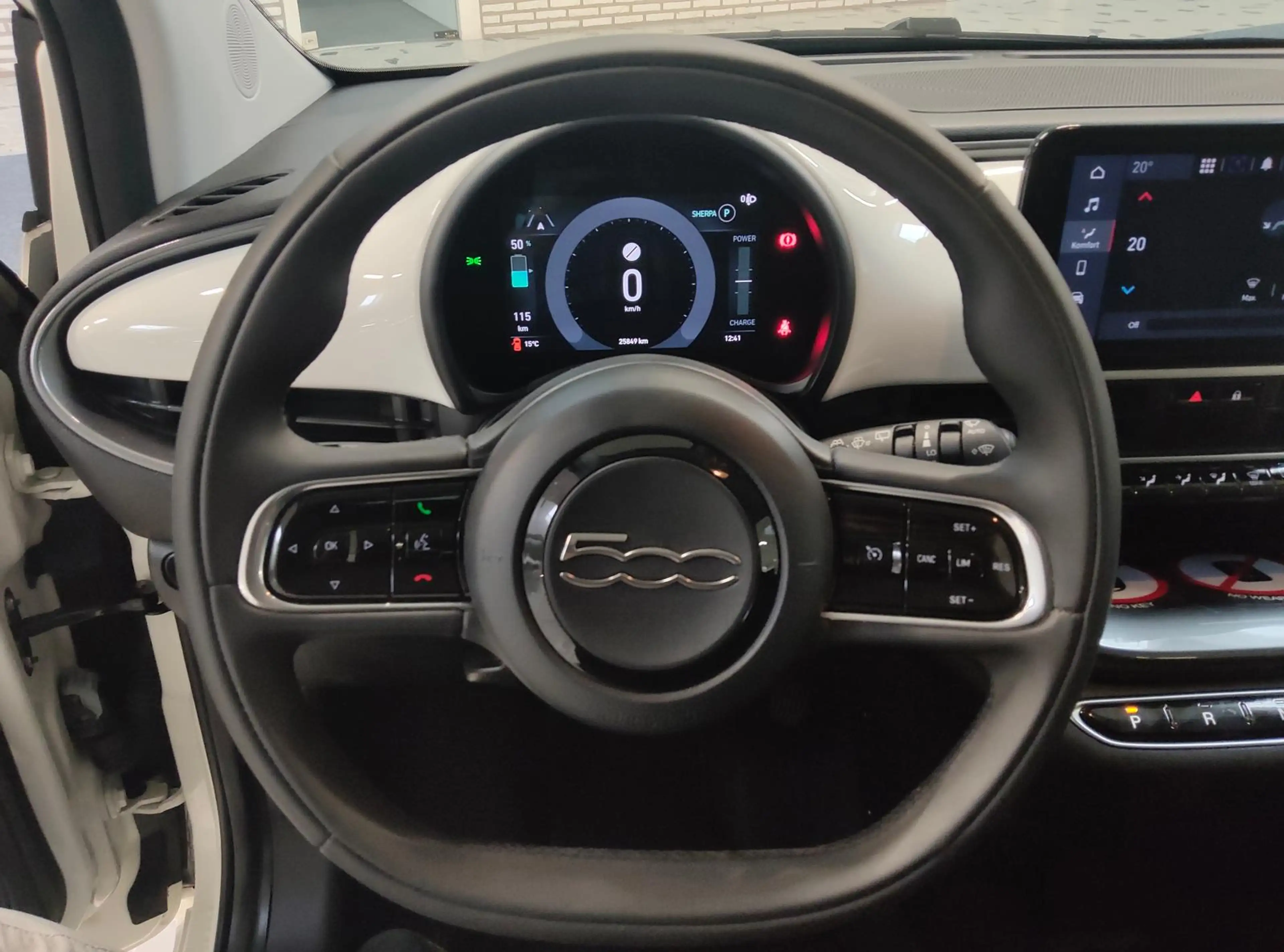 Fiat 500e - 42kWh -Android-Auto - Leichtmetallräder — photo 13
