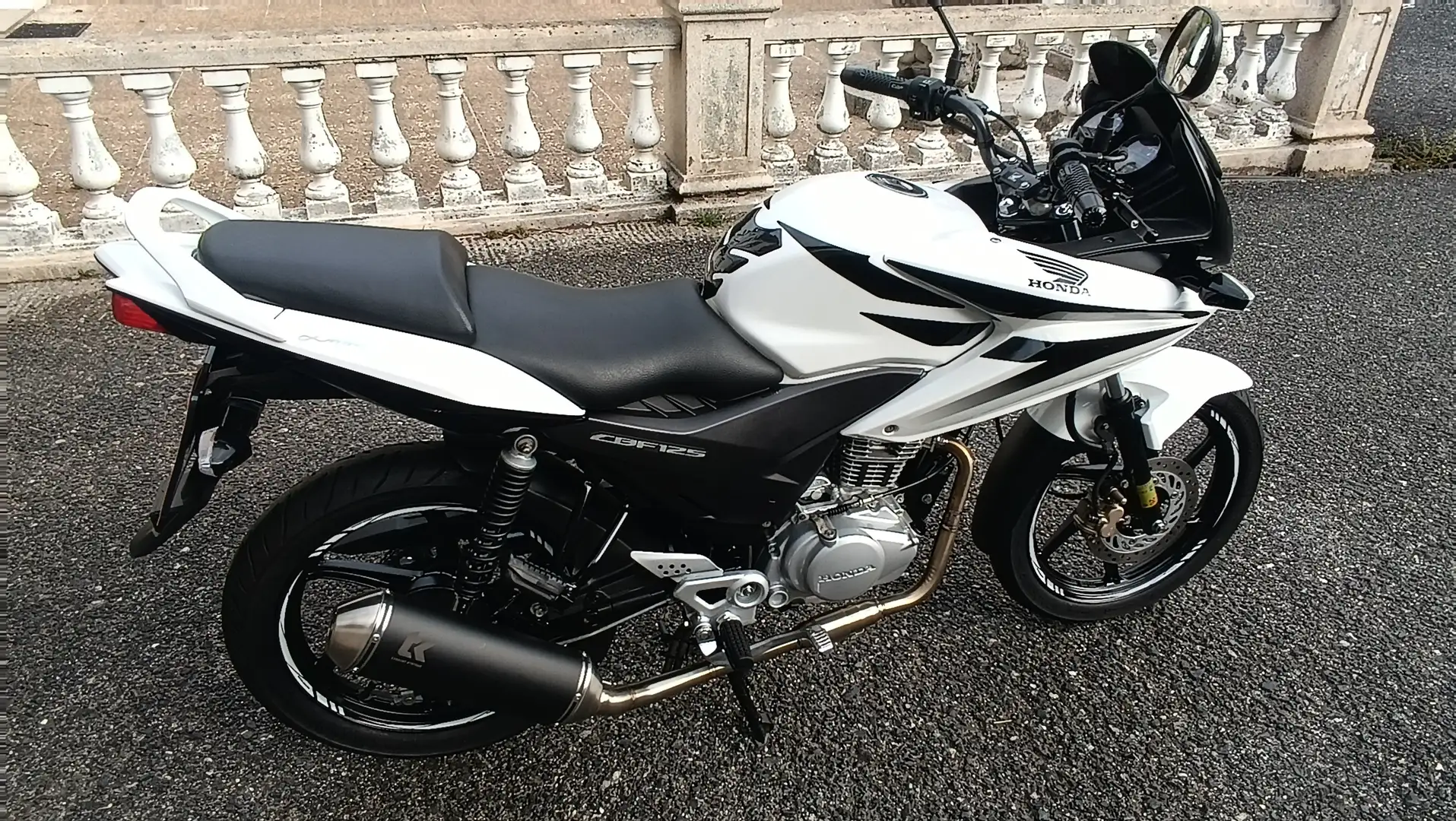 Honda CBF 125 Honda CBF125M Blanco - 2