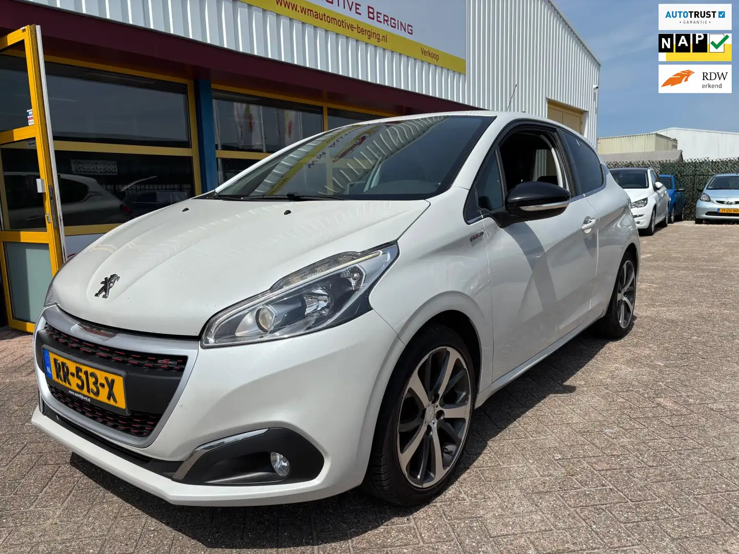 Peugeot 208 1.2 PureTech GT-line Wit - 1