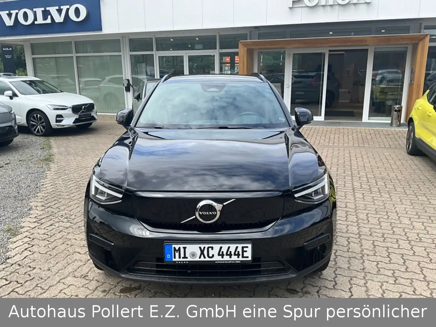 Volvo XC40 Plus Recharge Pure Electric 2WD Schwarz - 2