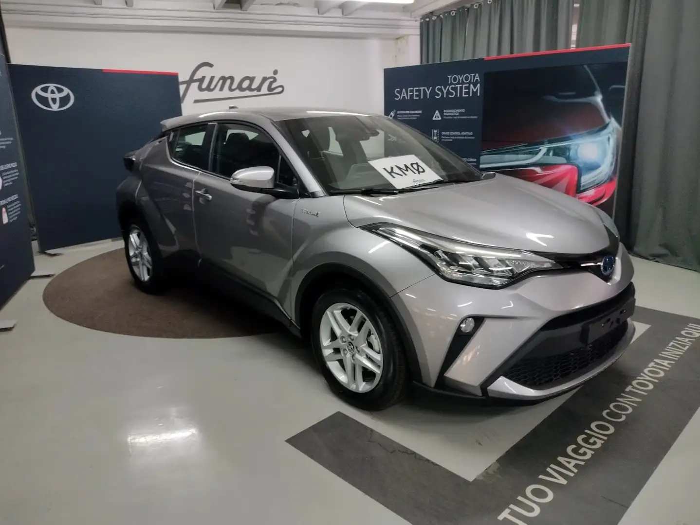 Toyota C-HR C-HR 1.8h Active e-cvt Grau - 2