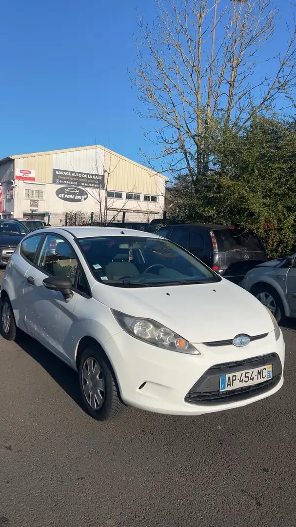 Ford Fiesta 1.25 60 Trend - 1