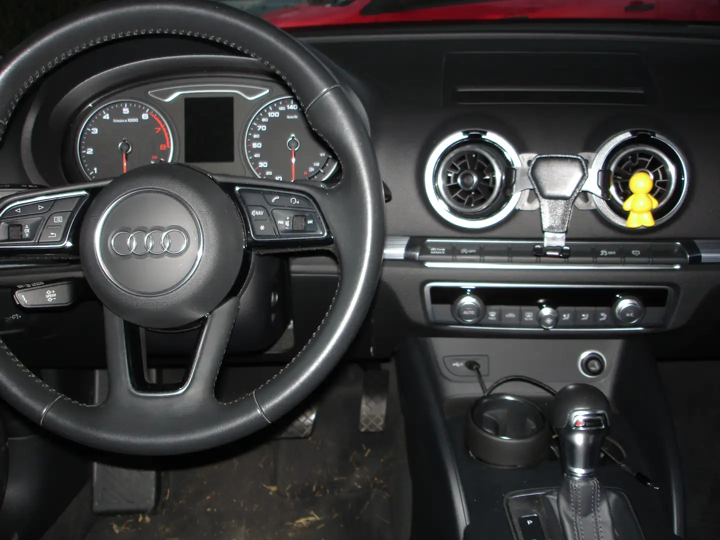 Audi A3 116 S TRONIC - 2