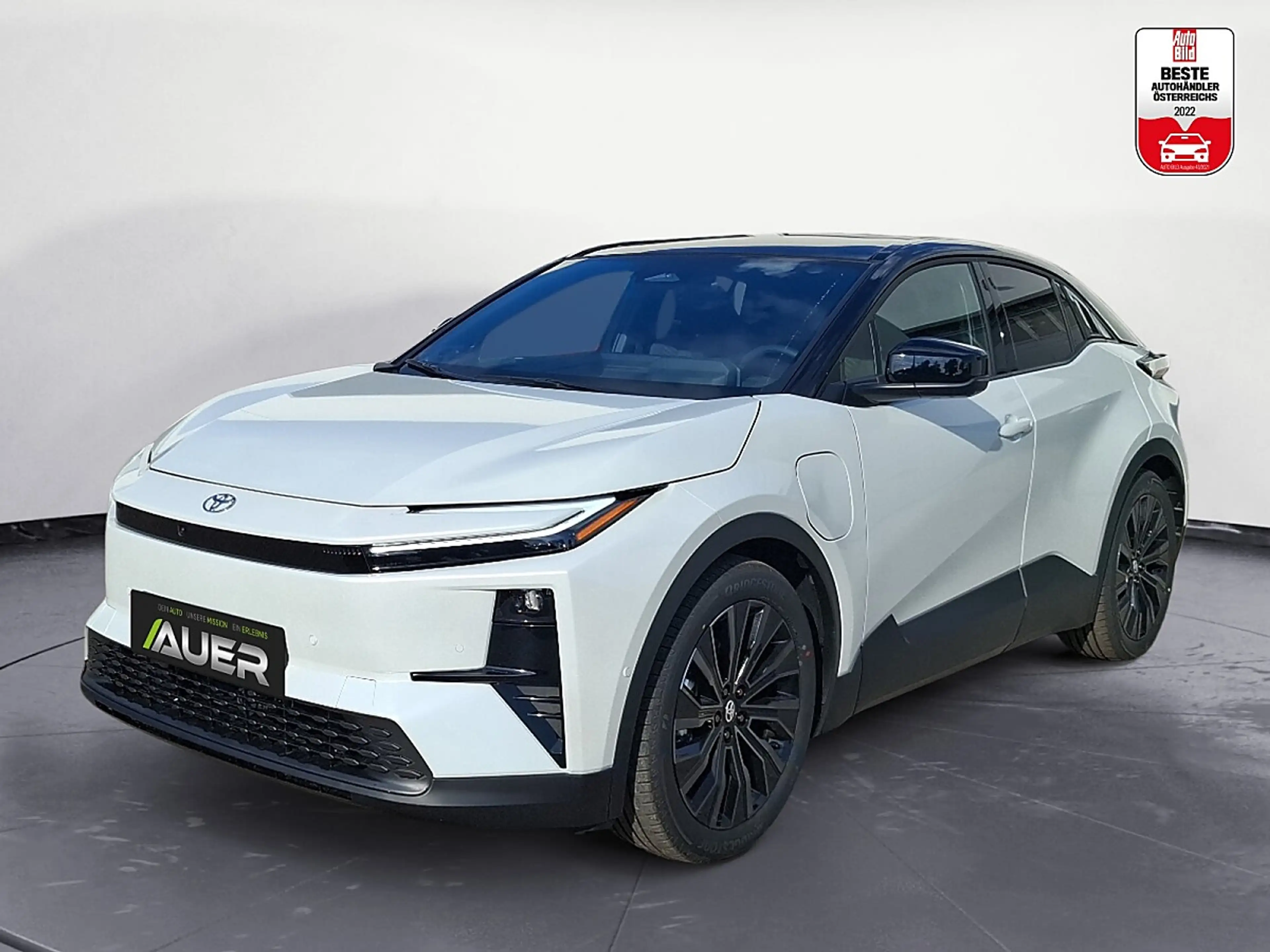 Toyota C-HR+ Elektro 77kWh AWD Lounge mit Sky & Sound Paket