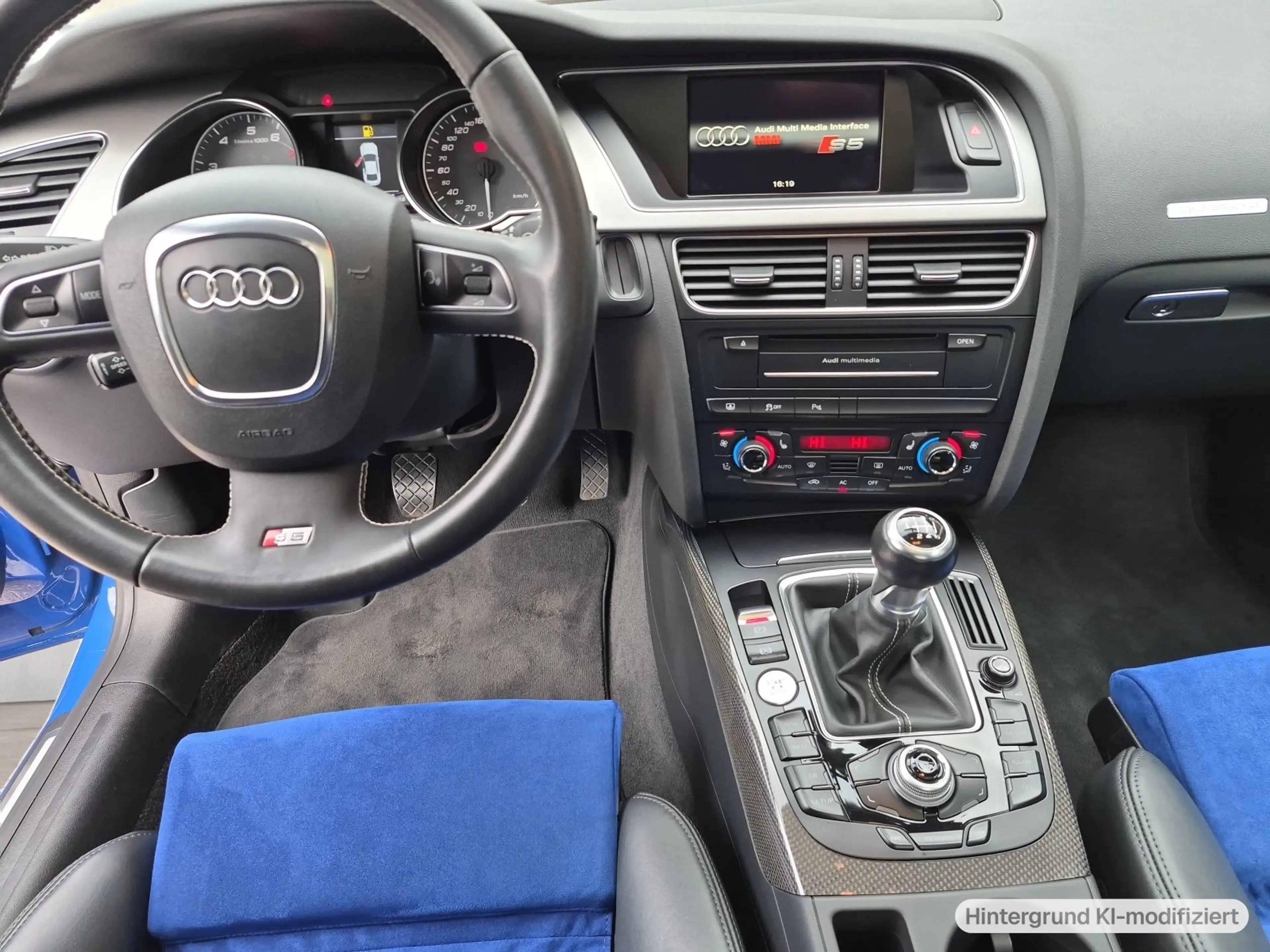 Audi S5 Coupe 4.2 FSI quattro — photo 13