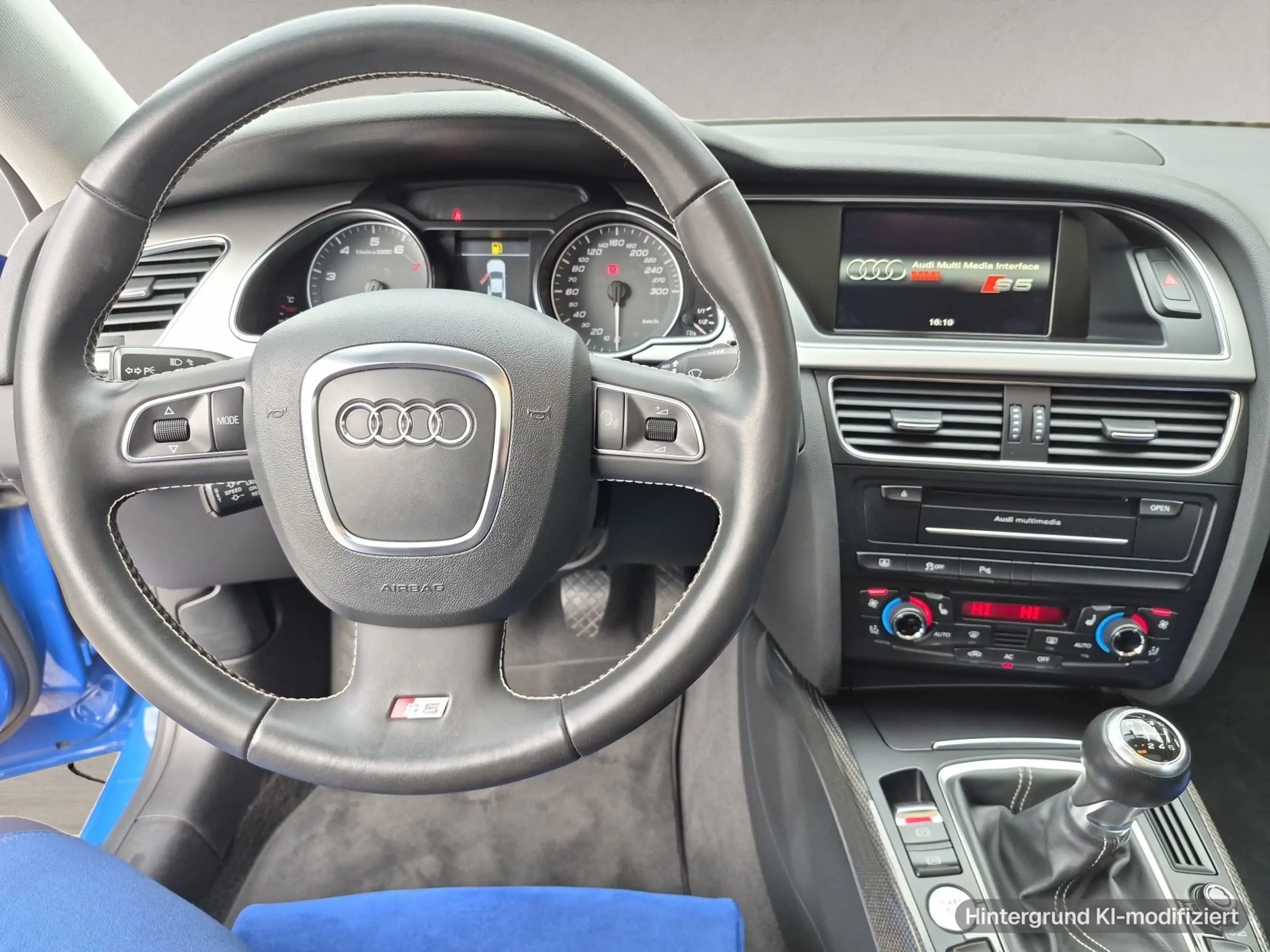 Audi S5 Coupe 4.2 FSI quattro — photo 14