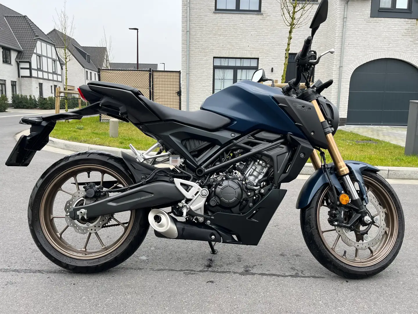 Honda CB 125 CB125R Blauw - 1