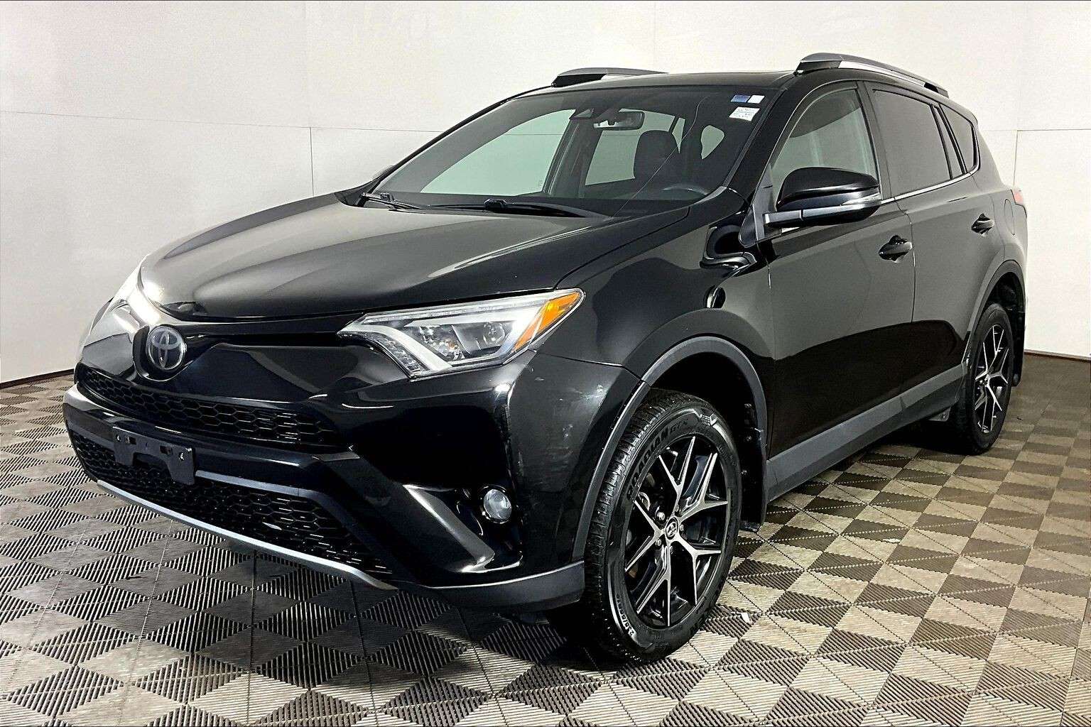 2018 Toyota RAV4 AWD SE