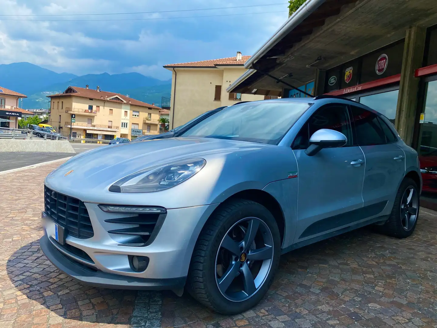 Porsche Macan 3.0d S 258cv pdk LED RADAR PASM 20" Plateado - 1