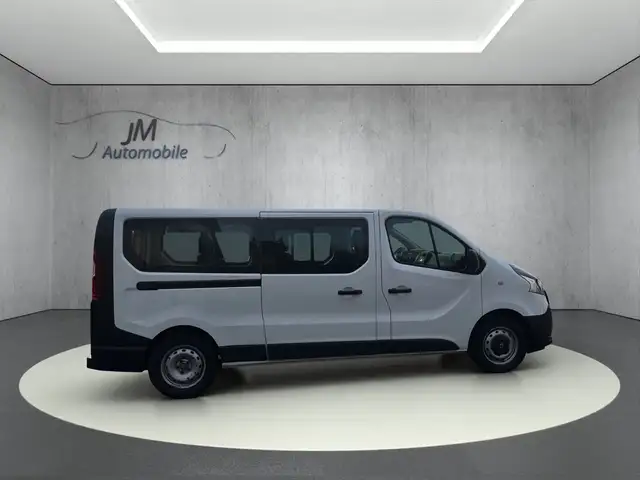 Renault Trafic view 8