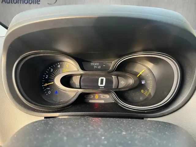 Renault Trafic view 11