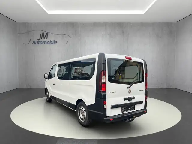 Renault Trafic view 5