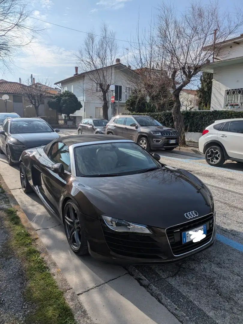 Audi R8 Spyder 4.2 V8 quattro r-tronic - 1