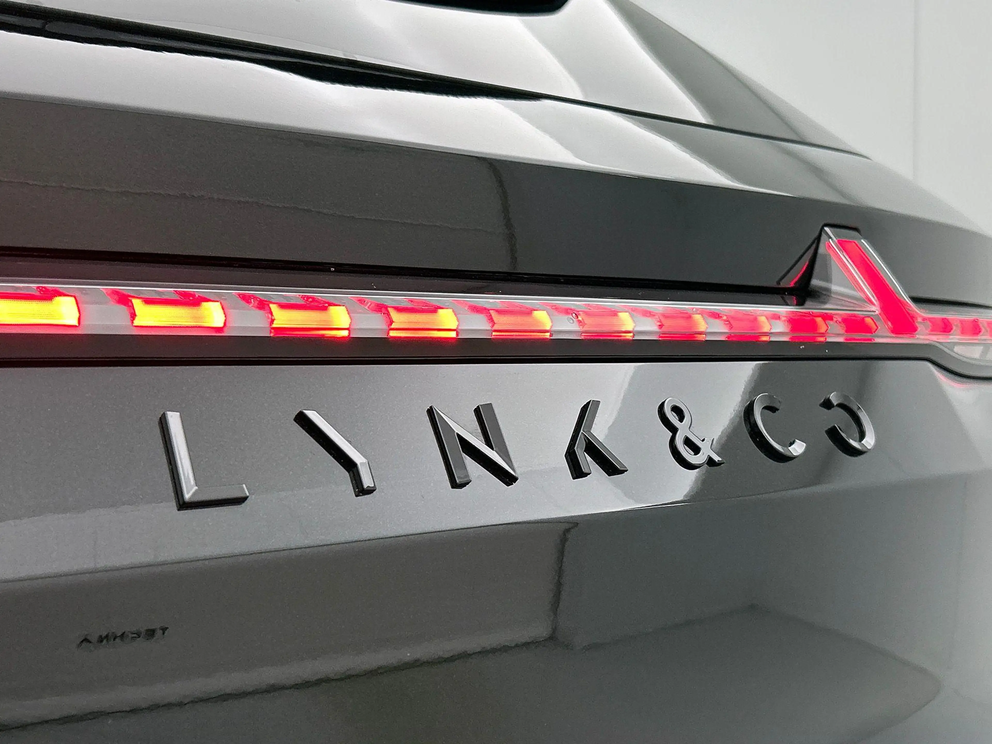 Lynk & Co 08 1.5 More — photo 15