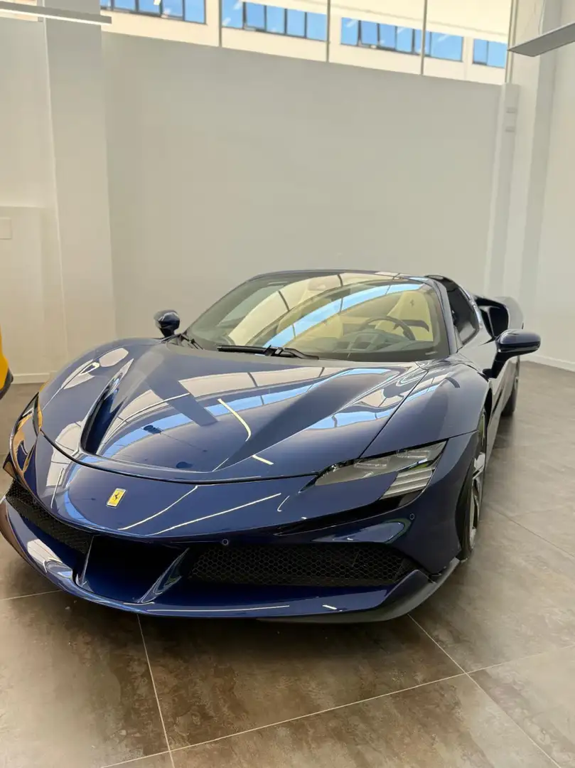 Ferrari SF90 Spider SF90 Spider 4.0 Blu/Azzurro - 1