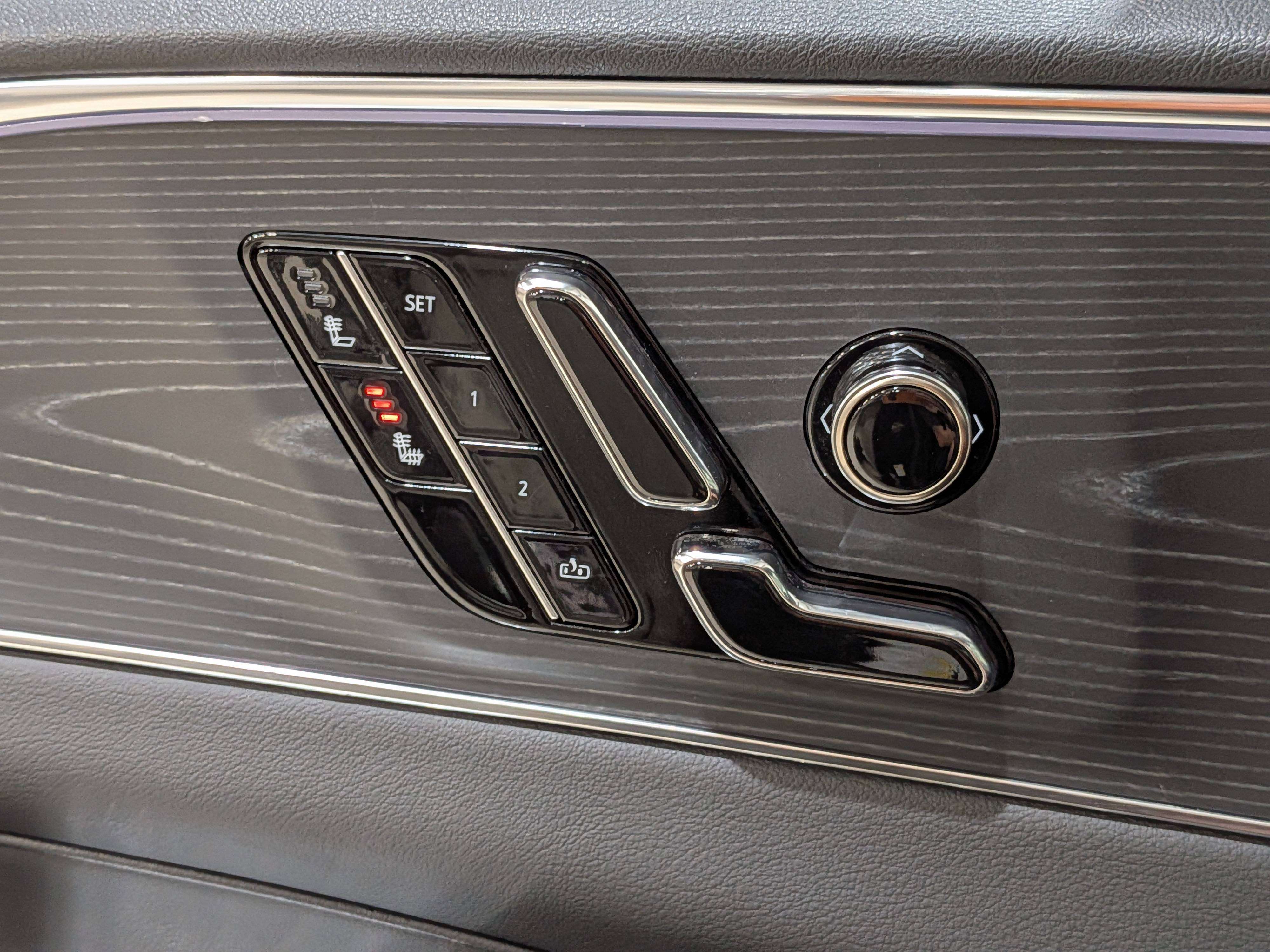 Cadillac LYRIQ 2024