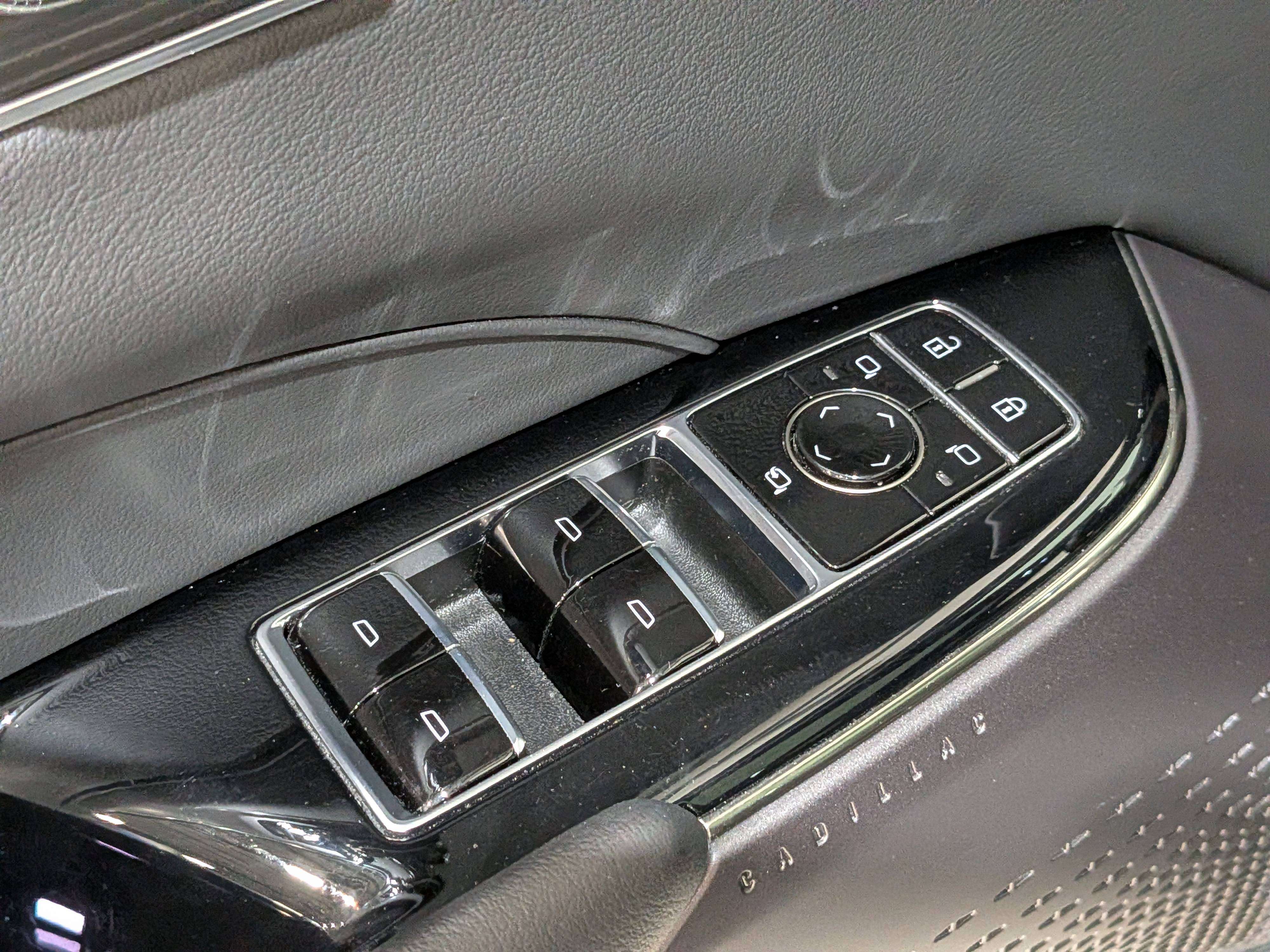 Cadillac LYRIQ 2024