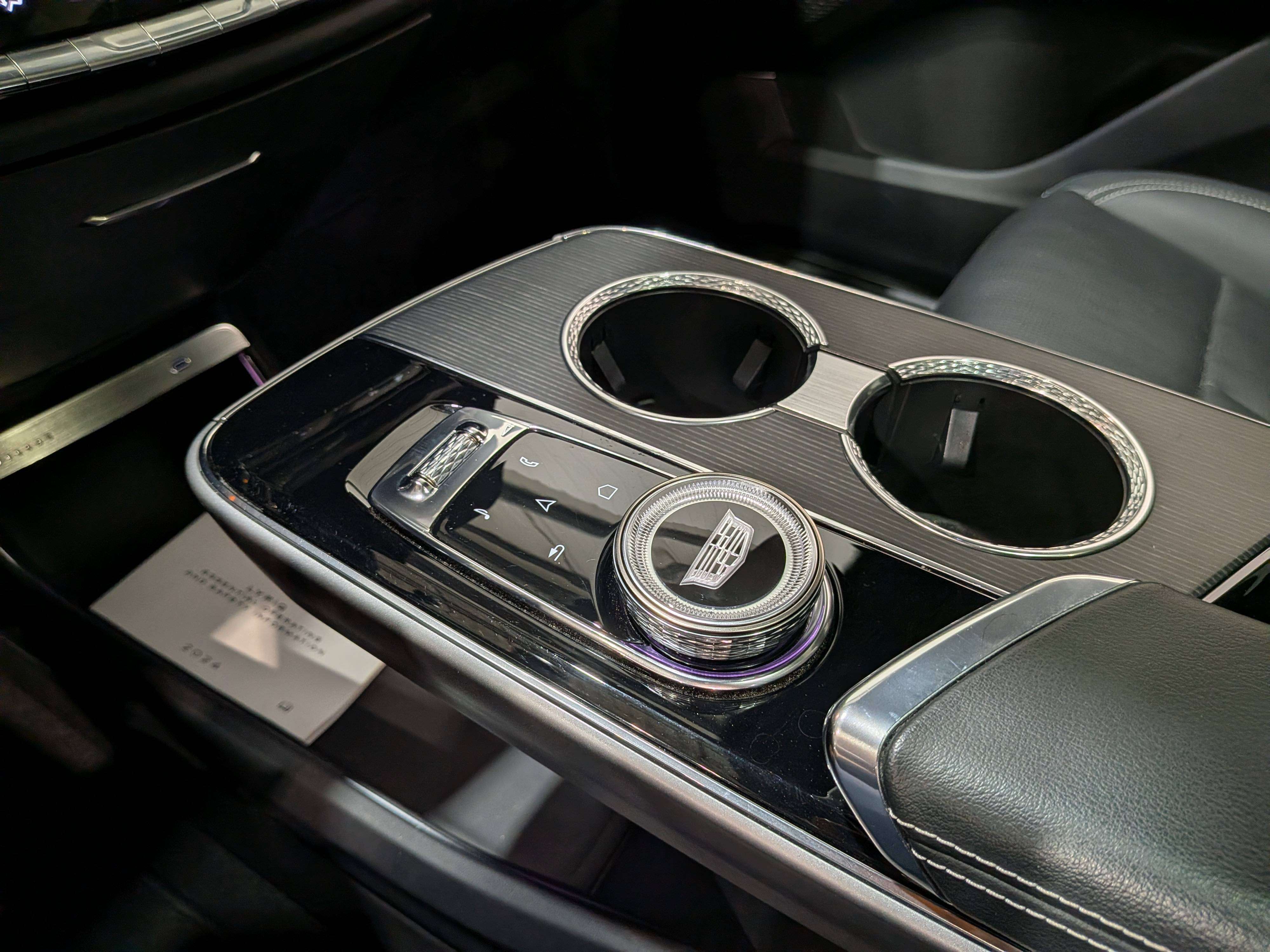 Cadillac LYRIQ 2024