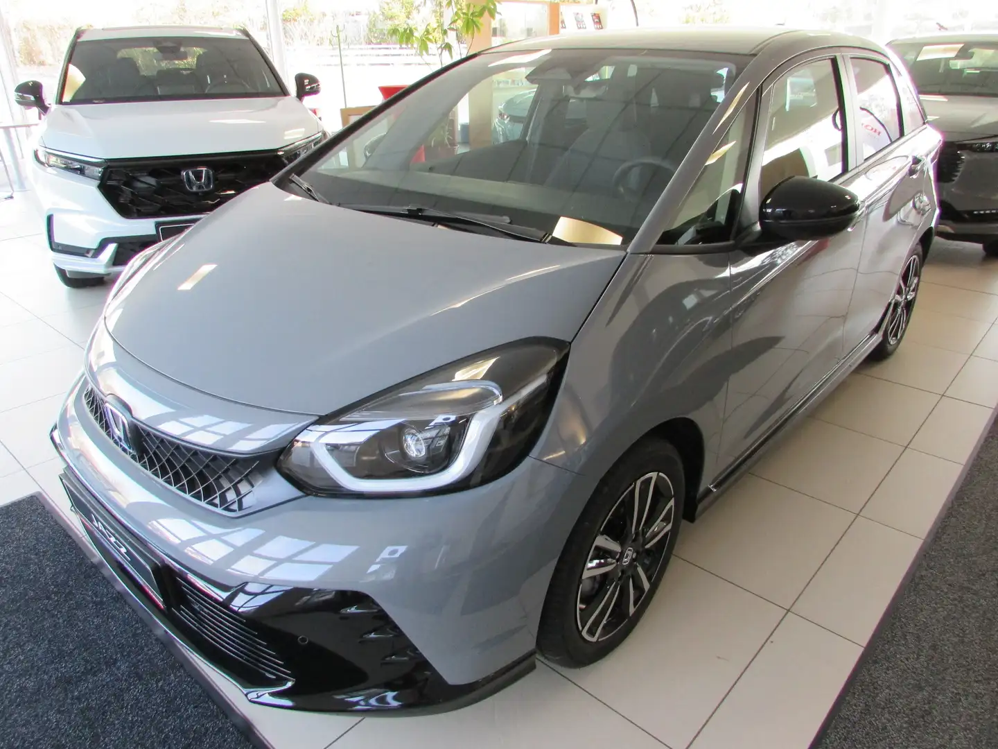 Honda Jazz 1.5 i-MMD Hybrid Advance Sport, Kamera, NAVI, LED Gris - 1