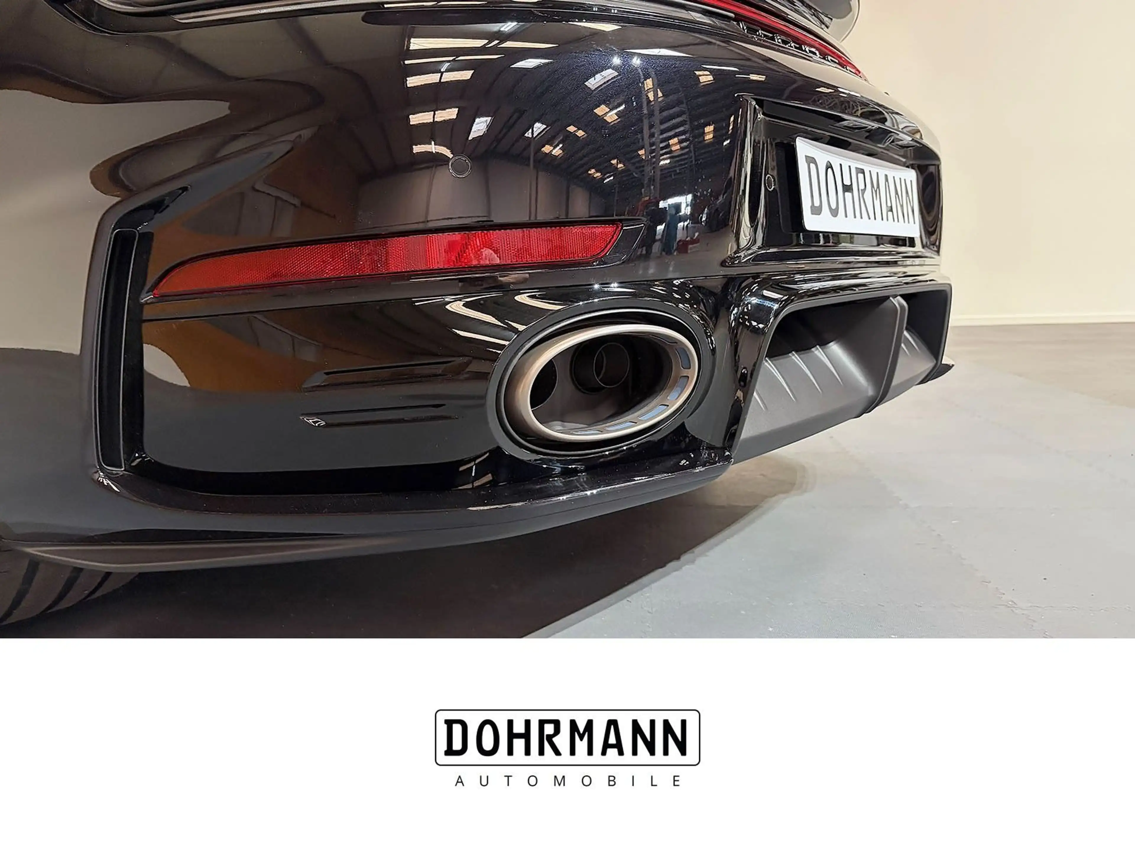 Porsche 992 .2 Turbo S Coupé*Black*Titan*Lift*Inno*PASM* — photo 11