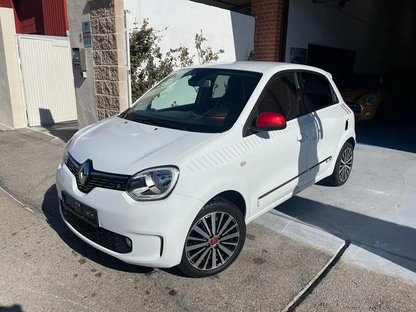 Renault Twingo TCe Le Coq Sportif 68kW - 1