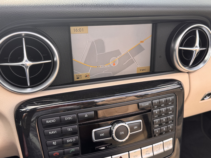 Mercedes-Benz SLK 250 Edition1*AMG-Styling*Leder*Airscarf*Pano — photo 13