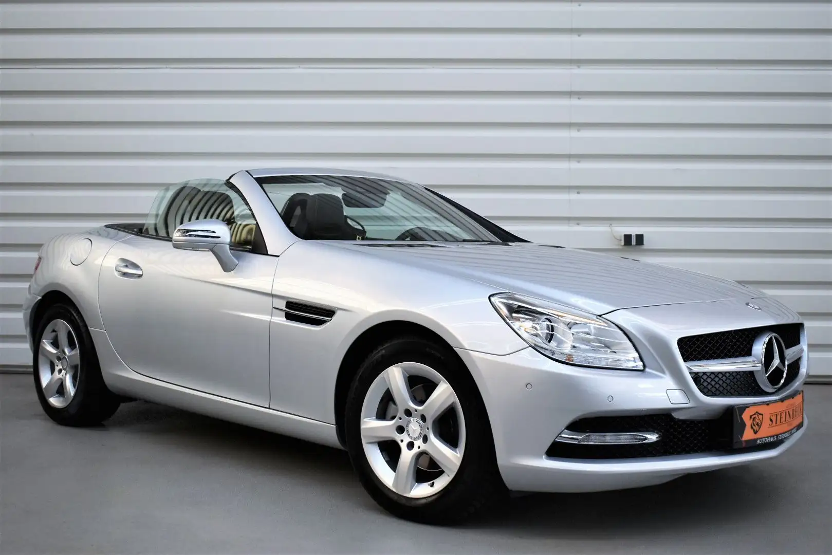 Mercedes-Benz SLK 200 SLK200+Automatik+Navi+PDC+Pano+SHZ Silber - 1