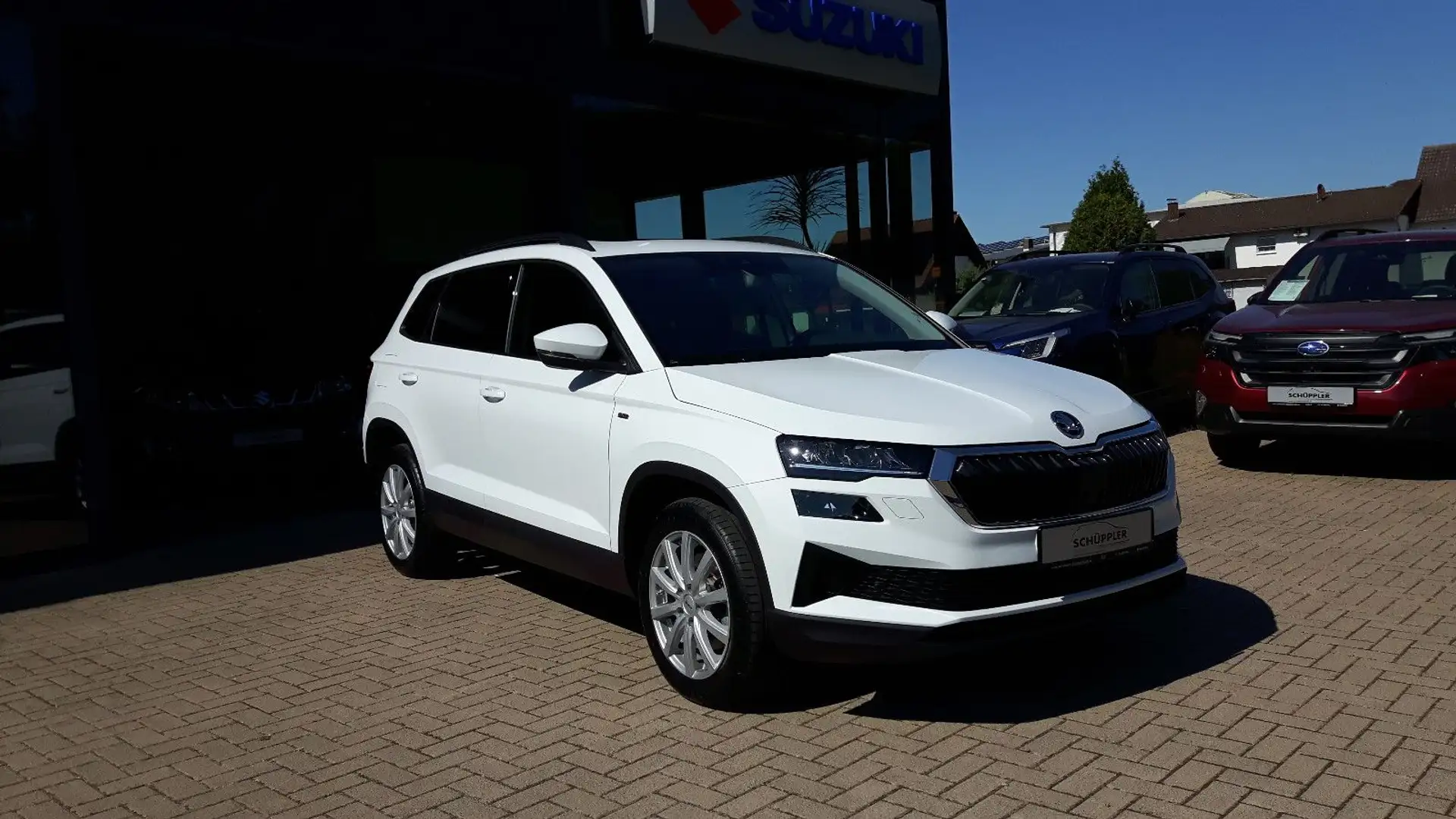 Skoda Karoq 1,5 TSI ACT Tour Wit - 2