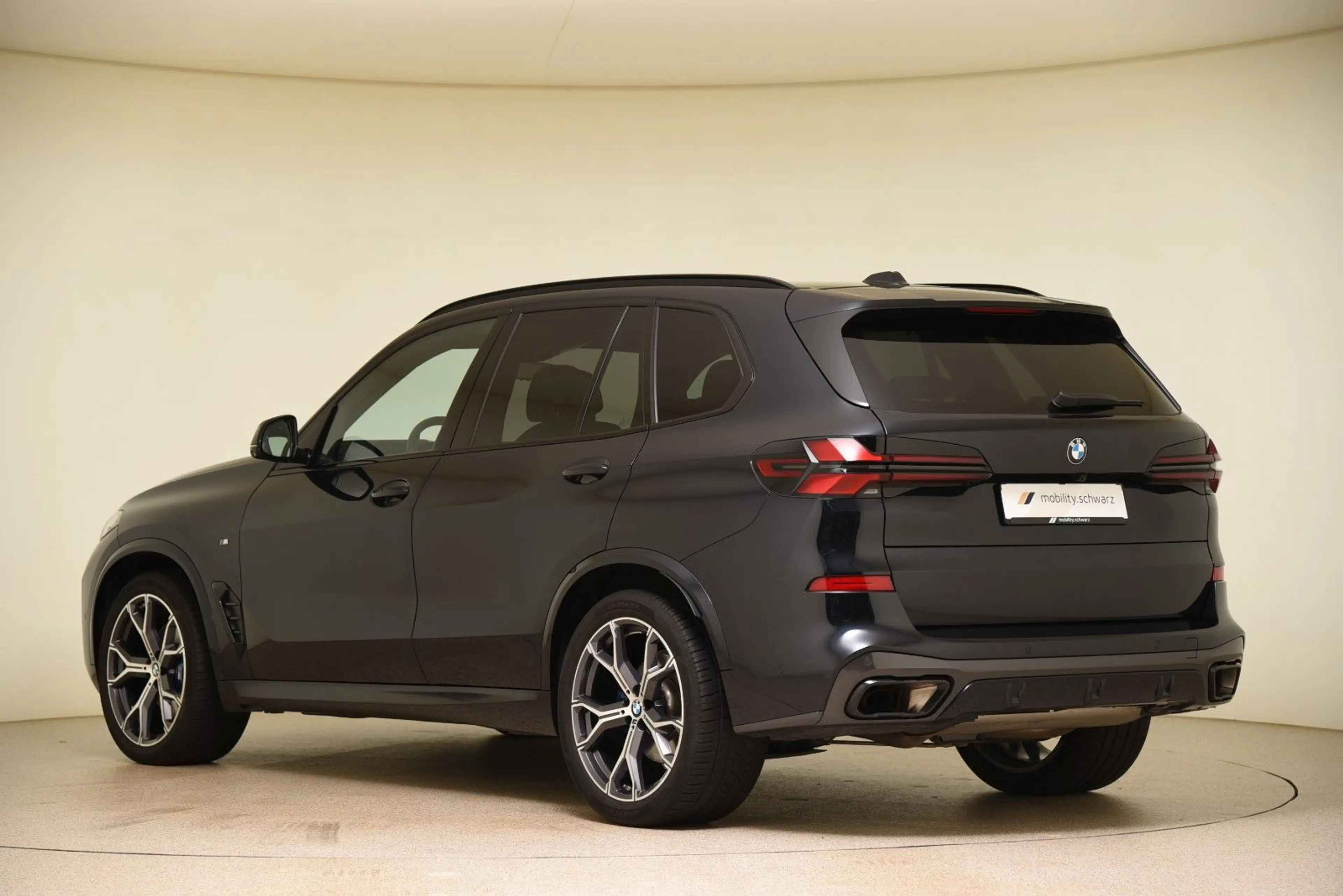 BMW X5 xDrive30d M Sport Pro AHK Massage Standhzg — photo 2