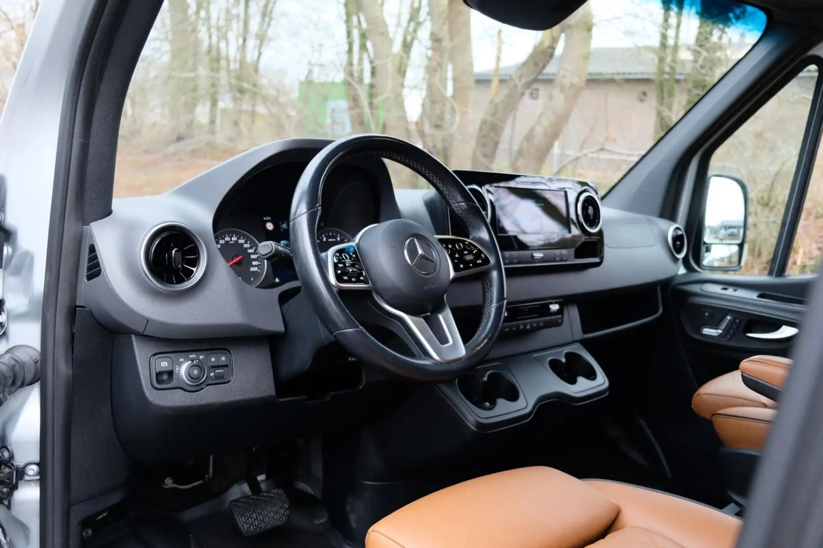 Mercedes-Benz Sprinter 319 3.0 CDI L2H2 |6 Cilinder/1e Eig UNIEK VOLLE BU Zilver - 2