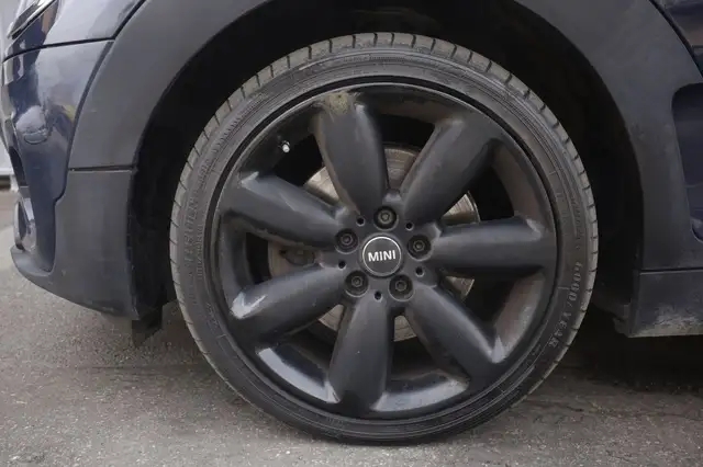MINI Clubman view 5