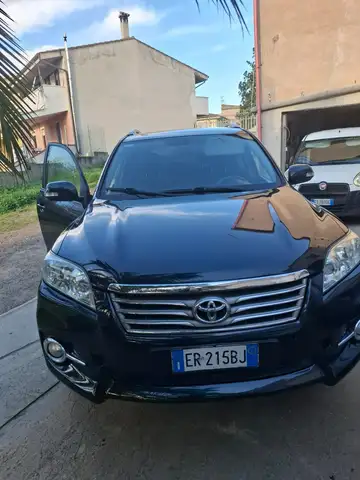 Toyota RAV 4 Rav4 Crossport 2.2 d-4d Lounge 2wd 150cv mt