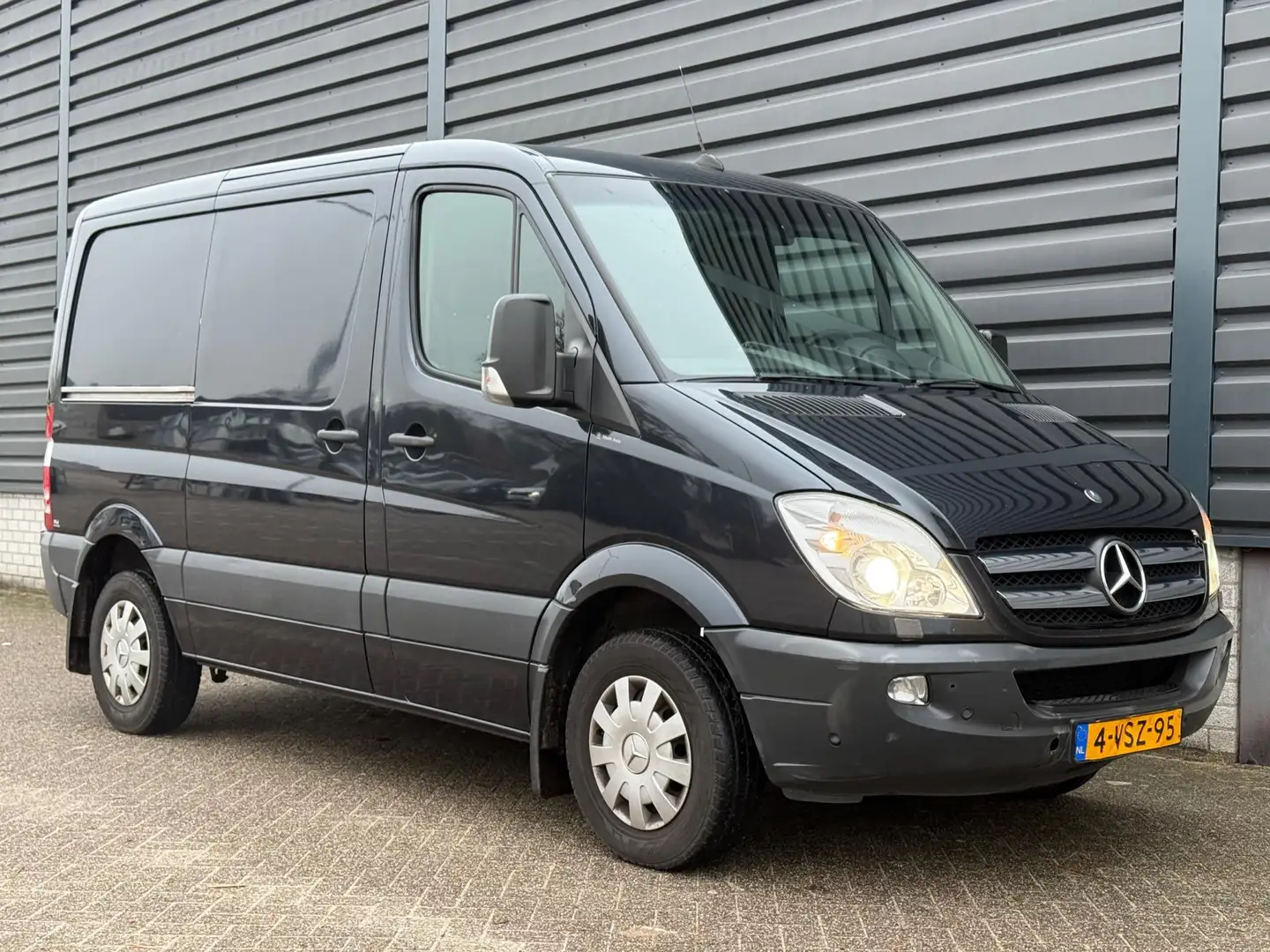Mercedes-Benz Sprinter 213 2.2 CDI 325 HD XENON NAVI CRUISE AUTOMAAT - 2