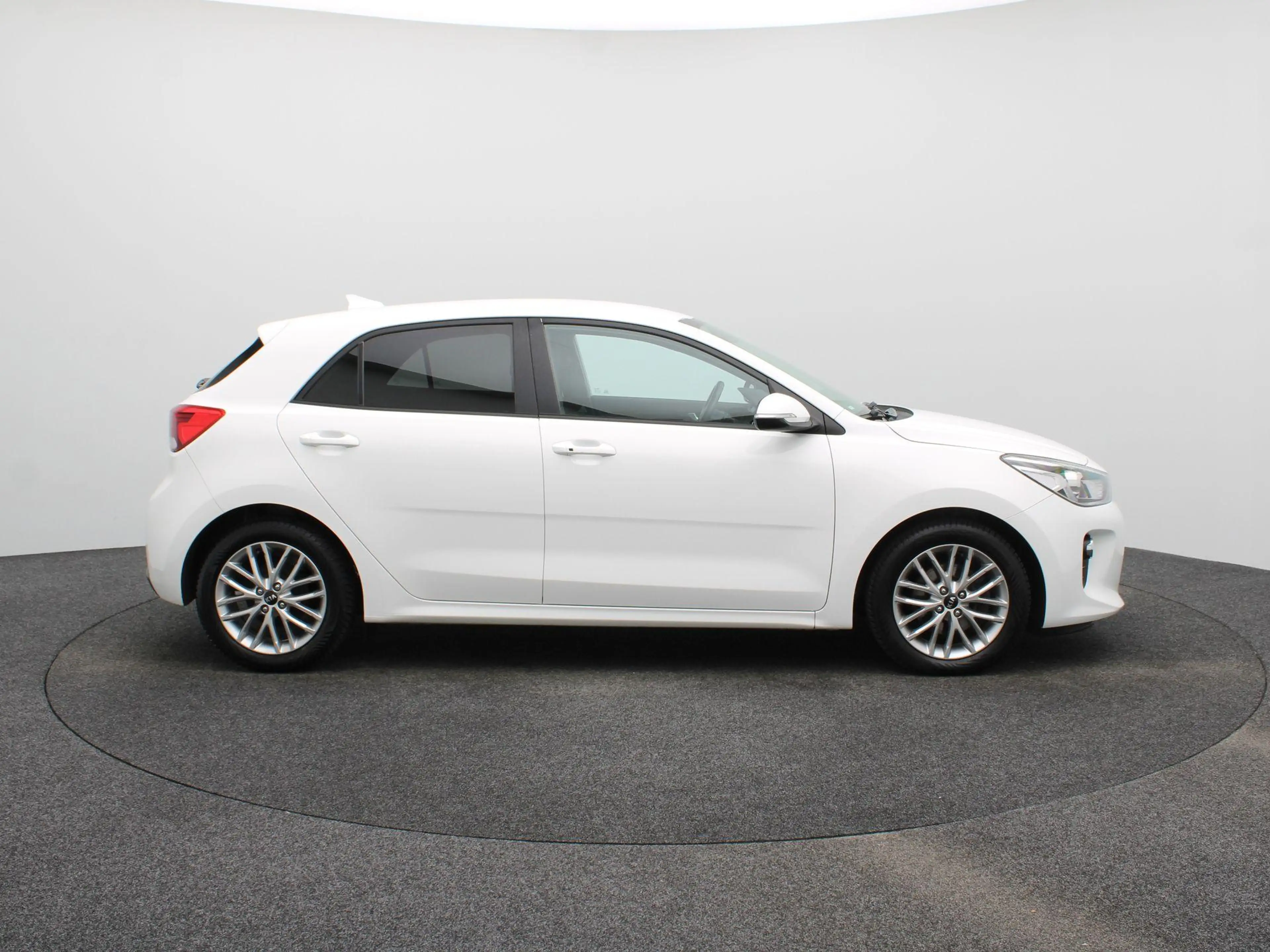Kia Rio 1.0 TGDI First Edition | Keyless | Airco | Cruise — photo 6