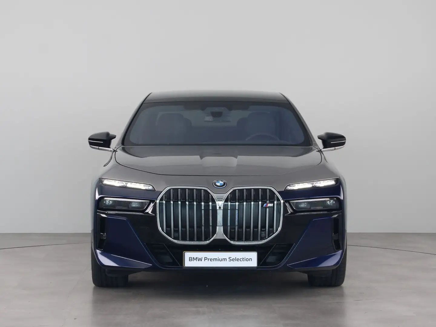 BMW i7 M70 xDrive Bleu - 2