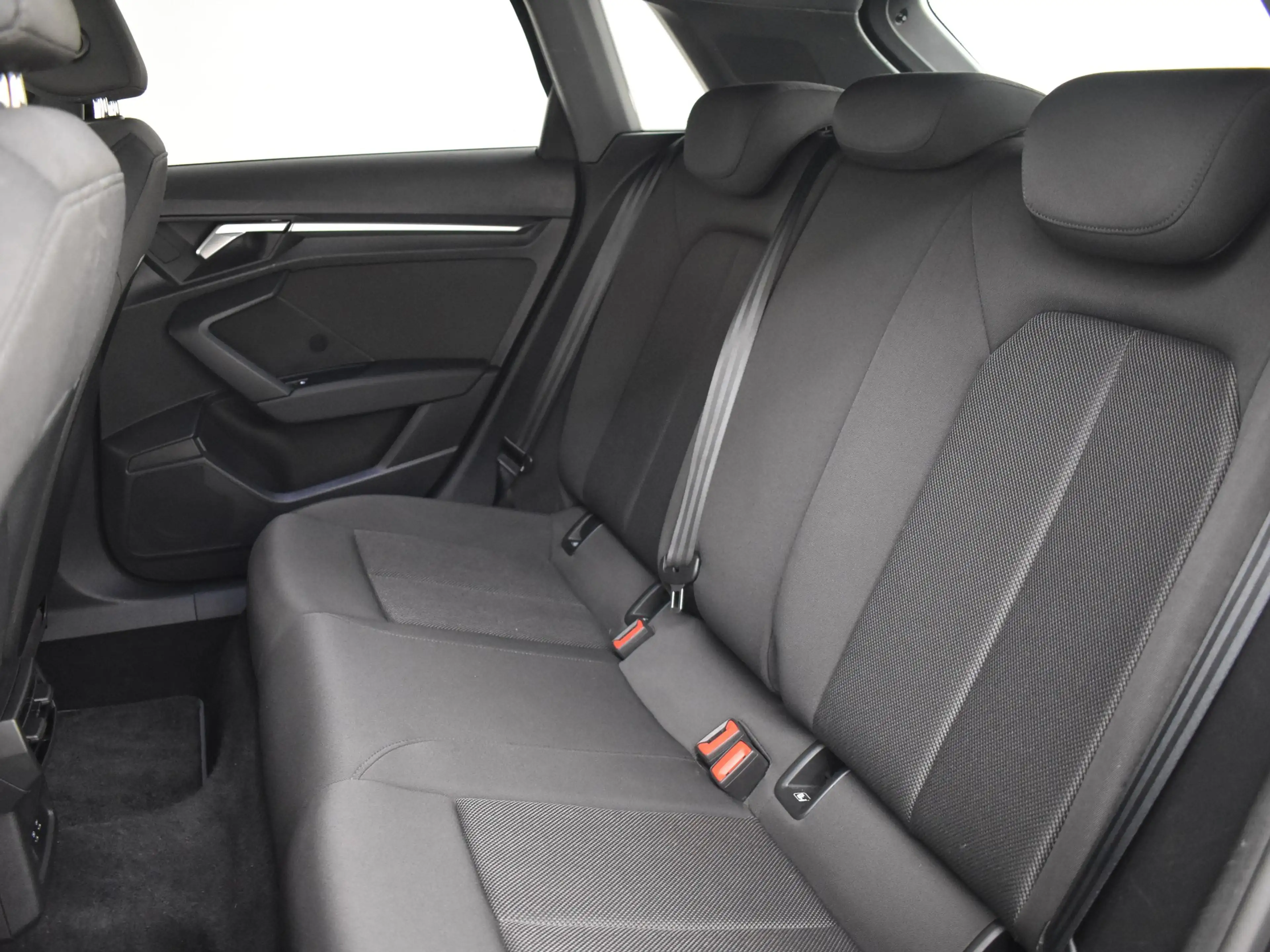 Audi A3 Sportback 35 TFSI Advanced edition 150Pk DSG/AUTO — photo 8