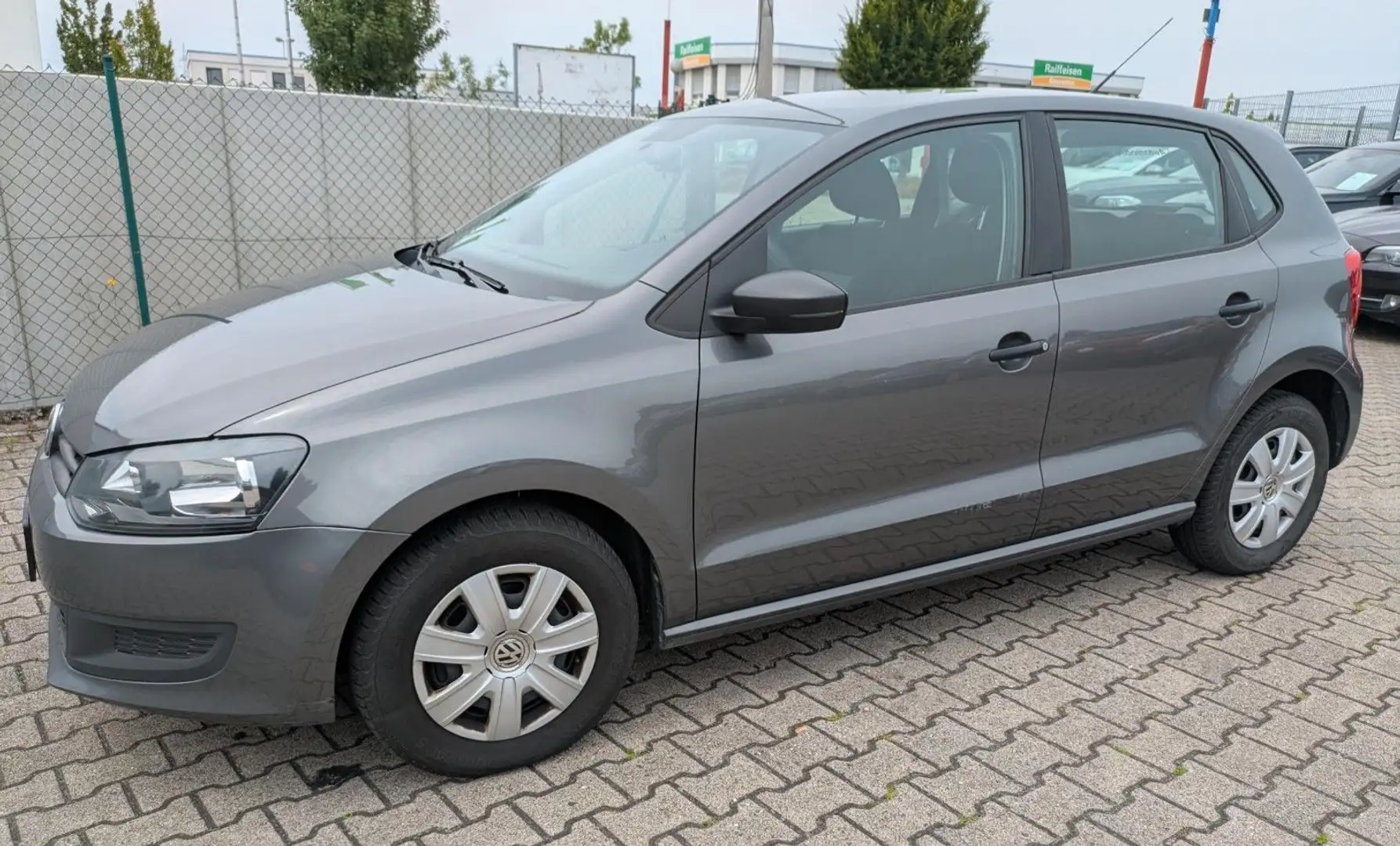 Volkswagen Polo V / TÜV Neu / Service Neu Grijs - 2