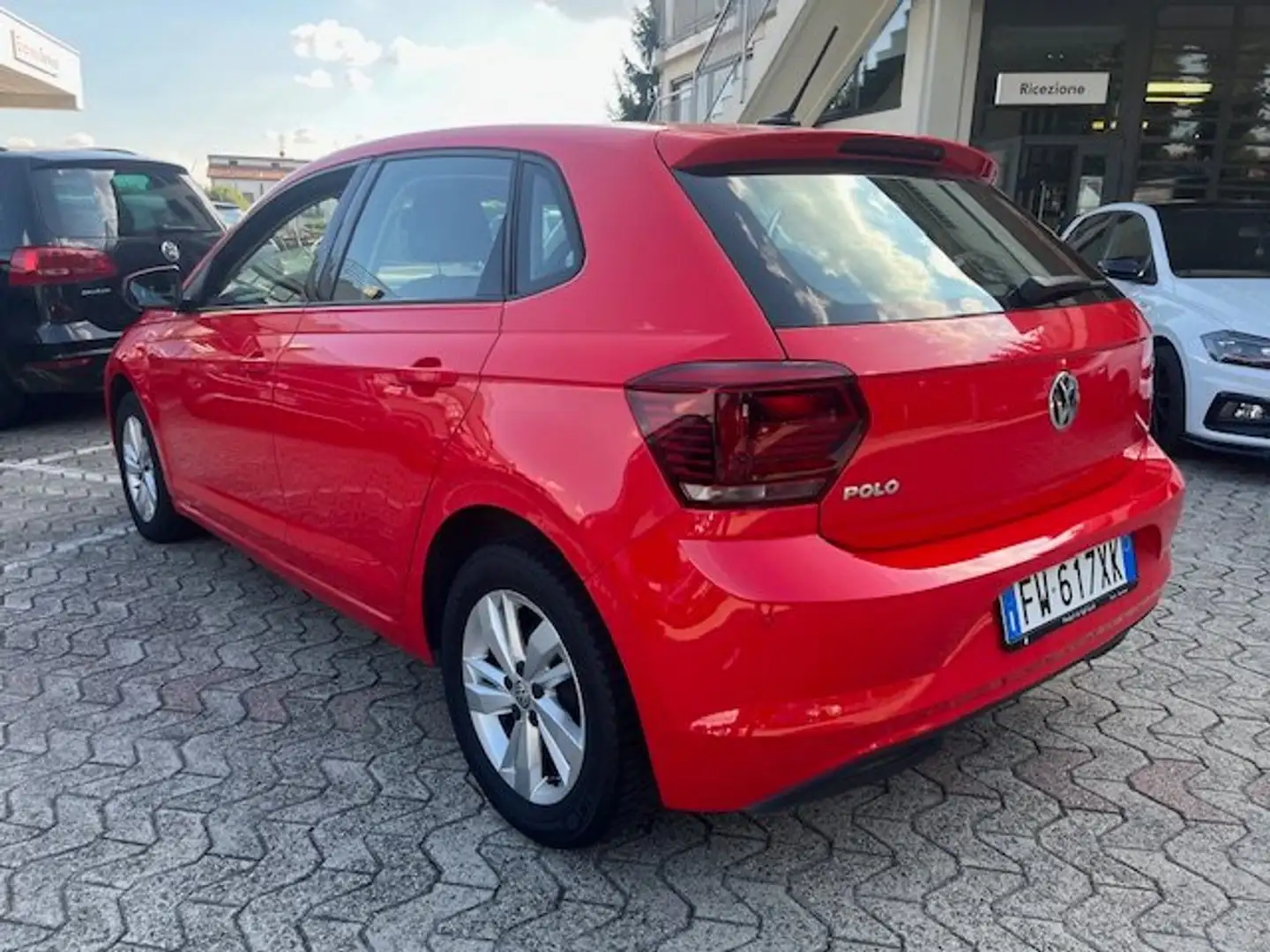 Volkswagen Polo 5p 1.6TDI Comfortl.95cv DSG"Eu6"OK Neop"Gar.2anni Rouge - 2