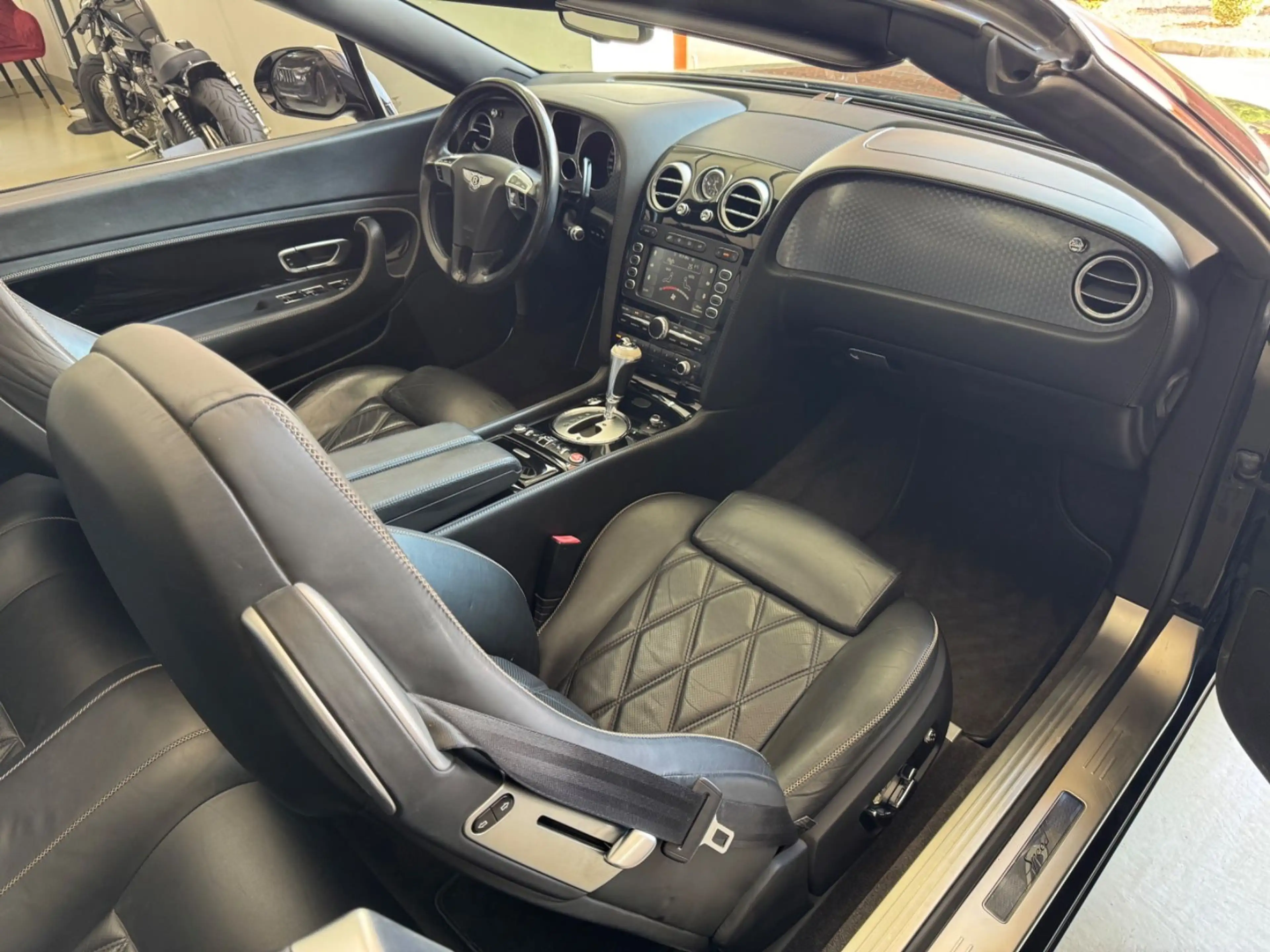 Bentley Continental GTC *Speed - Mulliner* — photo 7