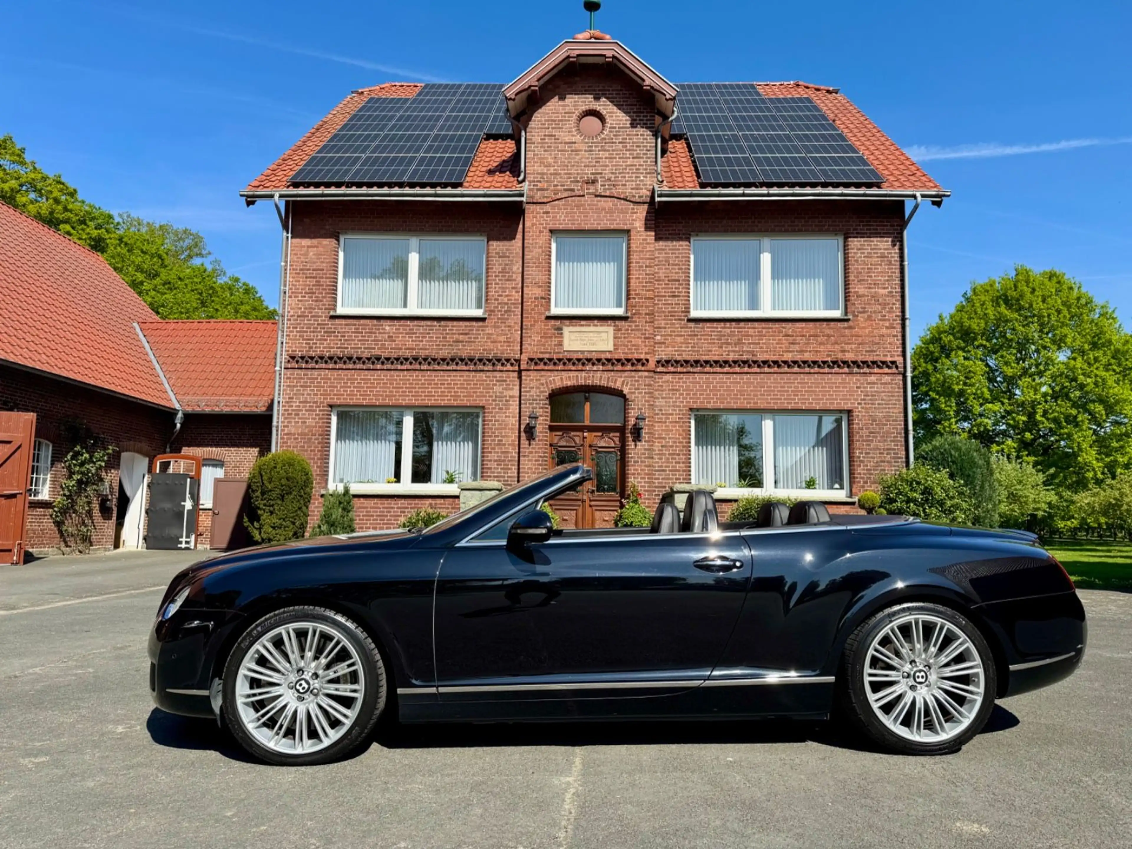 Bentley Continental GTC *Speed - Mulliner* — photo 5