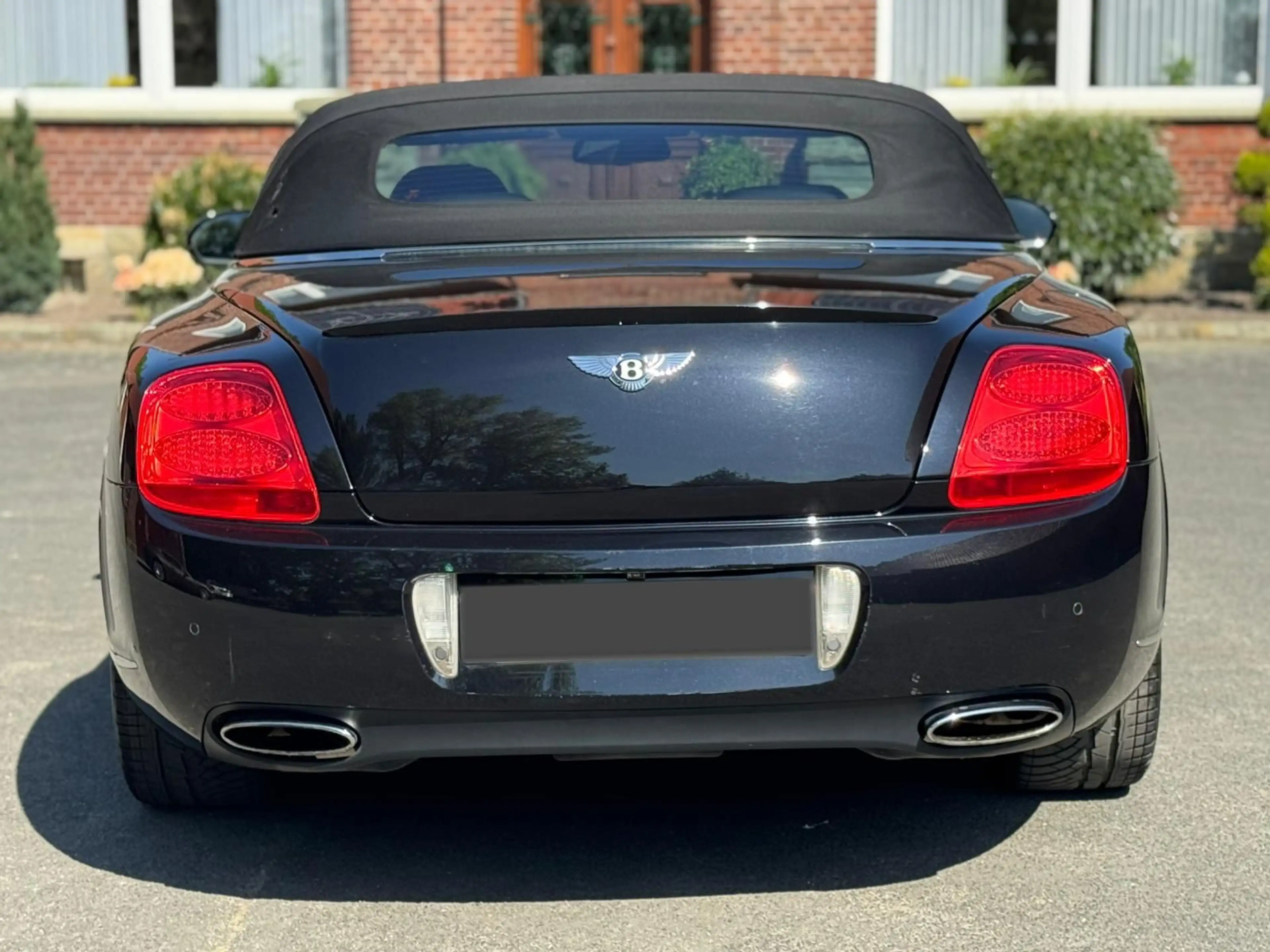 Bentley Continental GTC *Speed - Mulliner* — photo 12