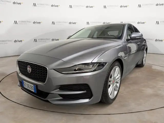 Jaguar XE 2.0 250CV AUTOMATIC SE