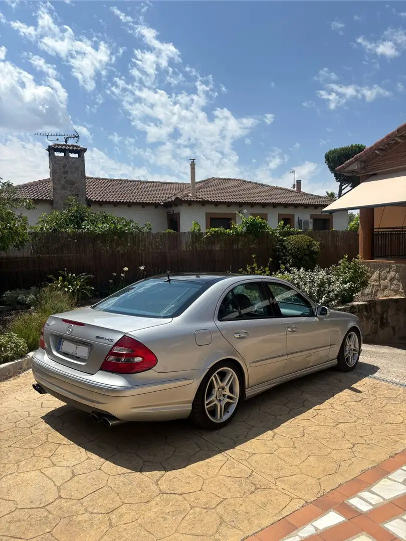 Mercedes-Benz E 55 AMG Aut. - 2