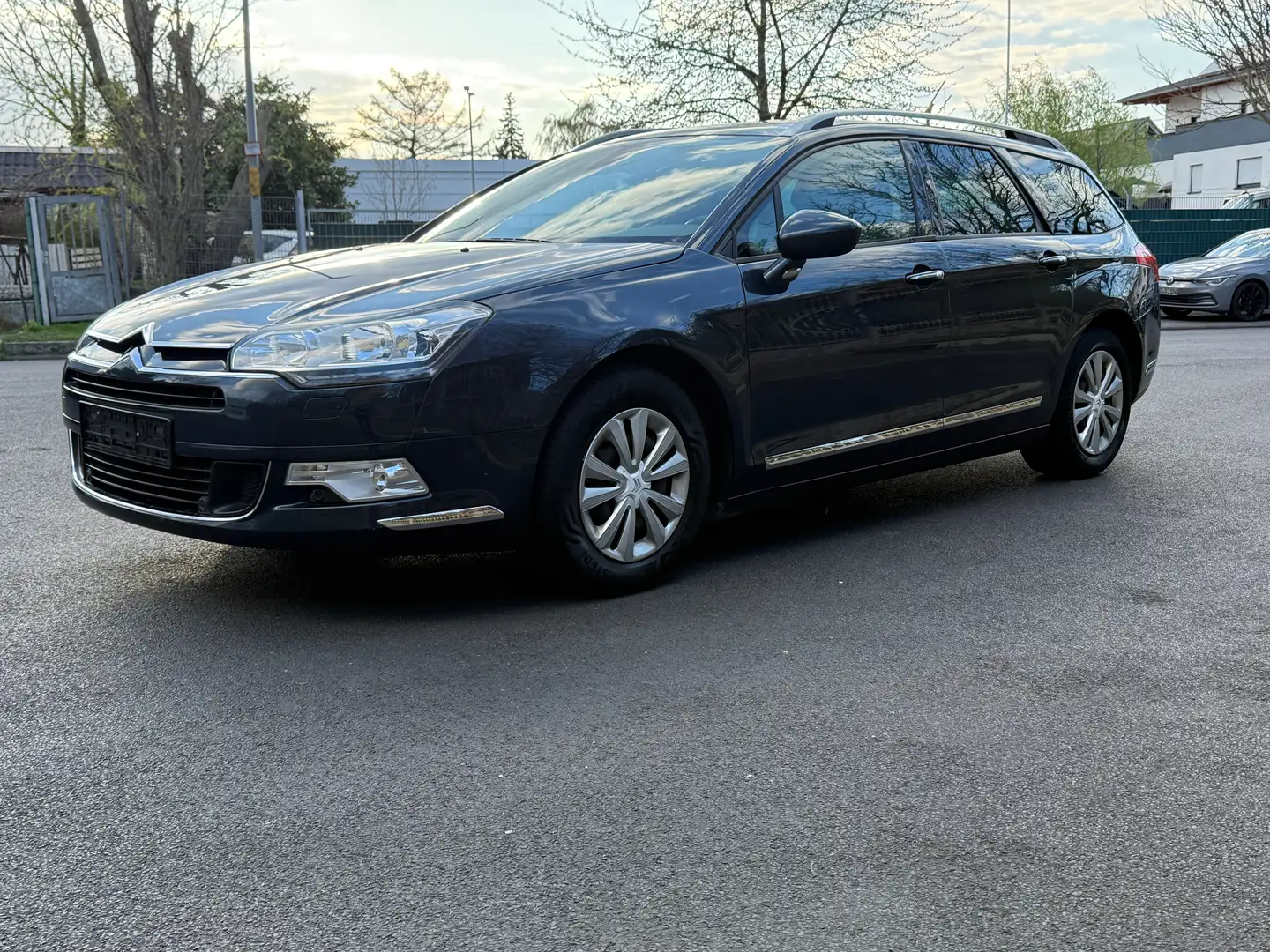 Citroen C5 Tendance Blau - 1