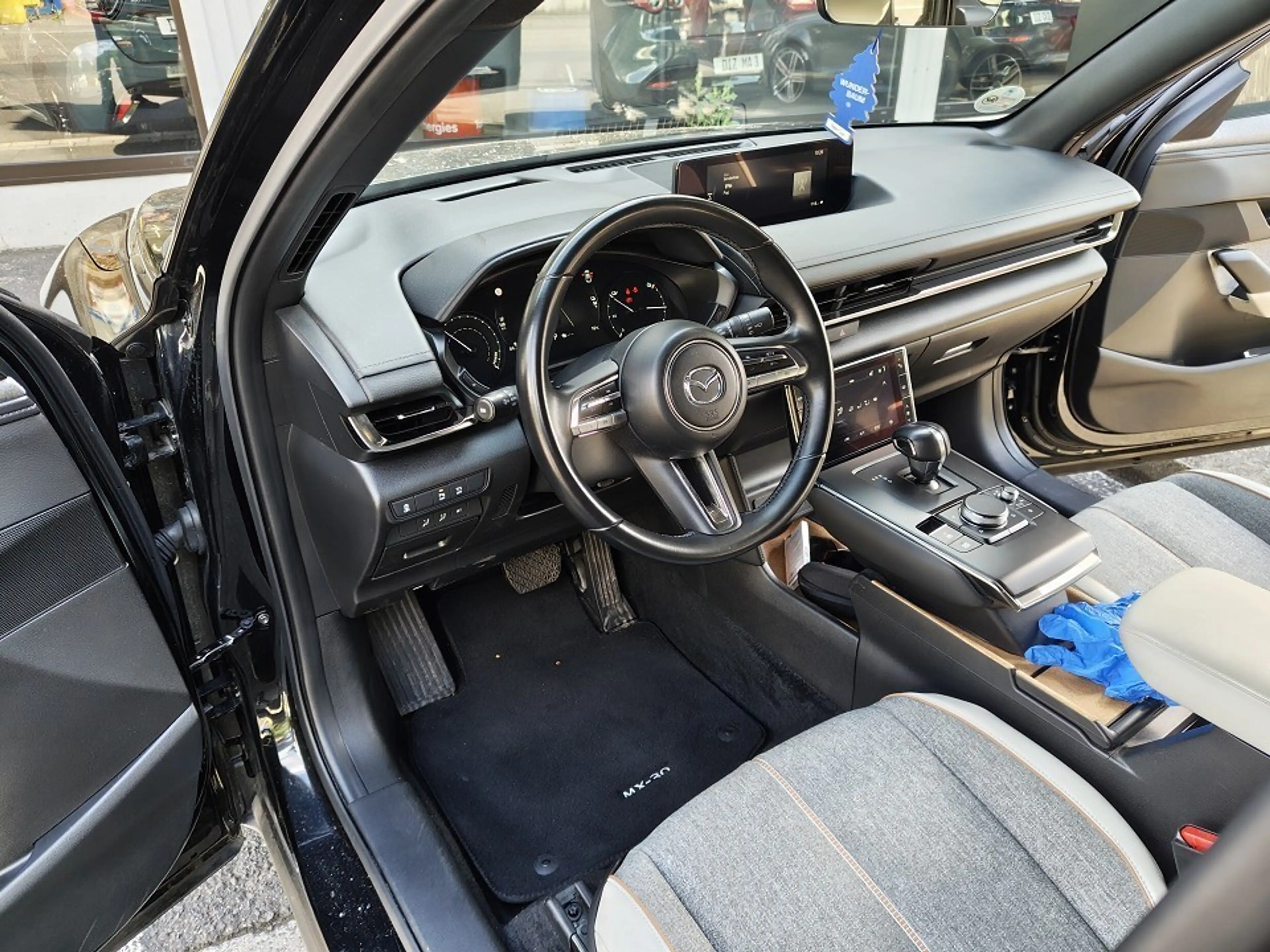 Mazda MX-30 35,5 kWh e-SKYACTIV EV 145 PS ADVANTAGE MC — photo 10