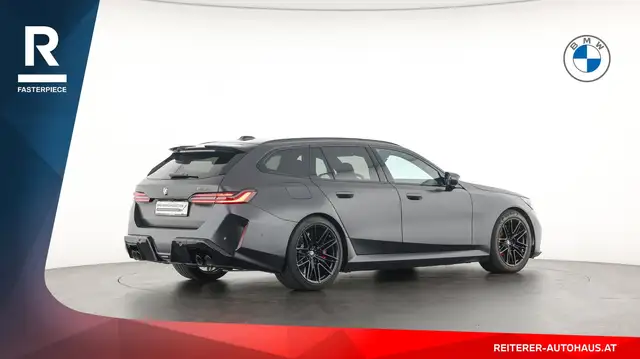 BMW M5 view 6