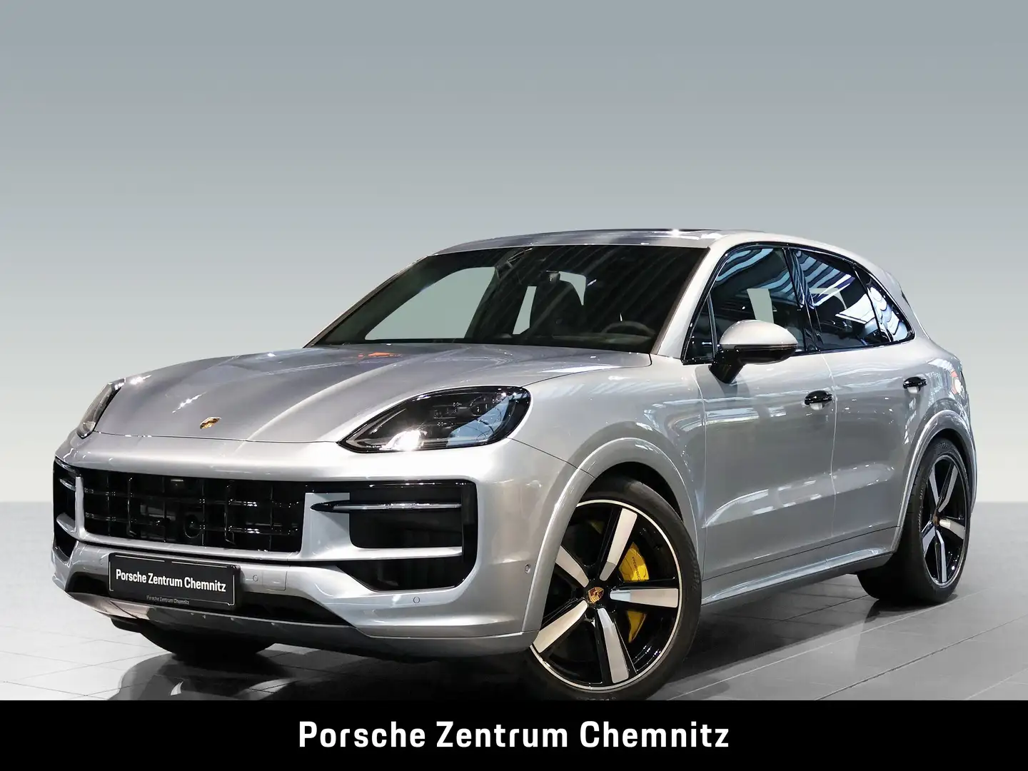 Porsche Cayenne GTS PCCB;18-Wege;Standhzg.;InnoDrive Silber - 1